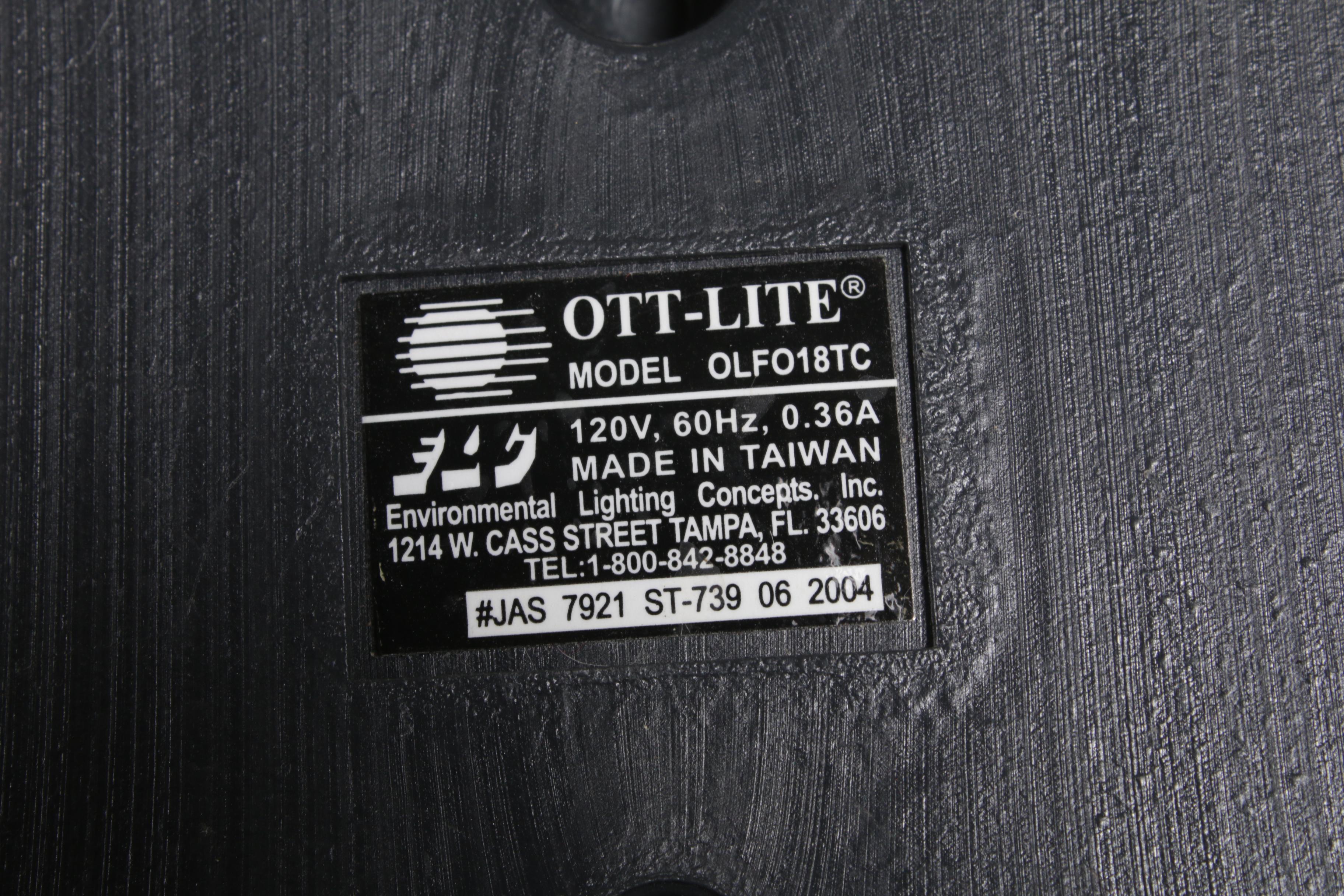 Ott-Lite TrueColor Daylight Illumination Floor Lamp