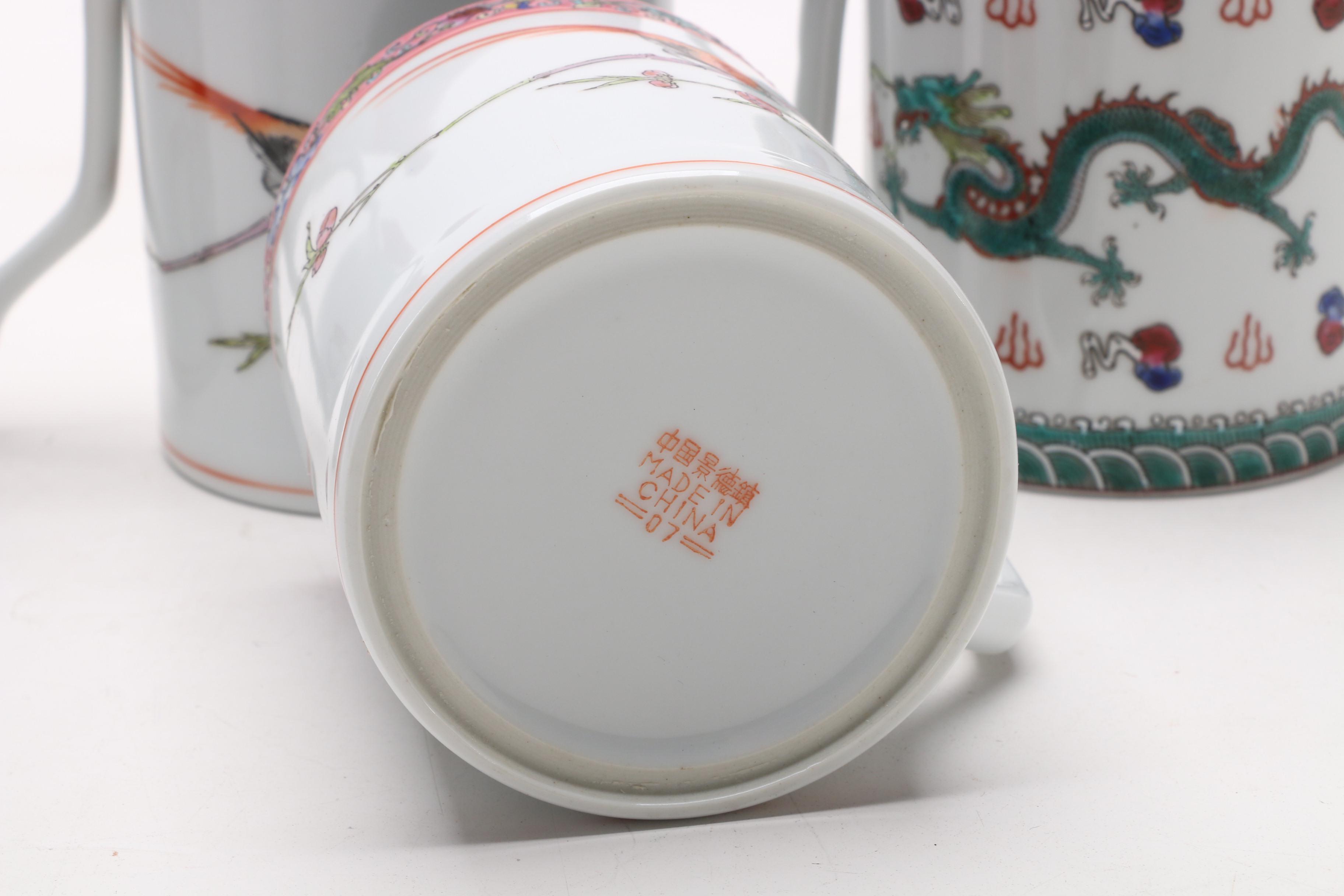 Chinese Ceramic Lidded Tea Mugs, Contemporary