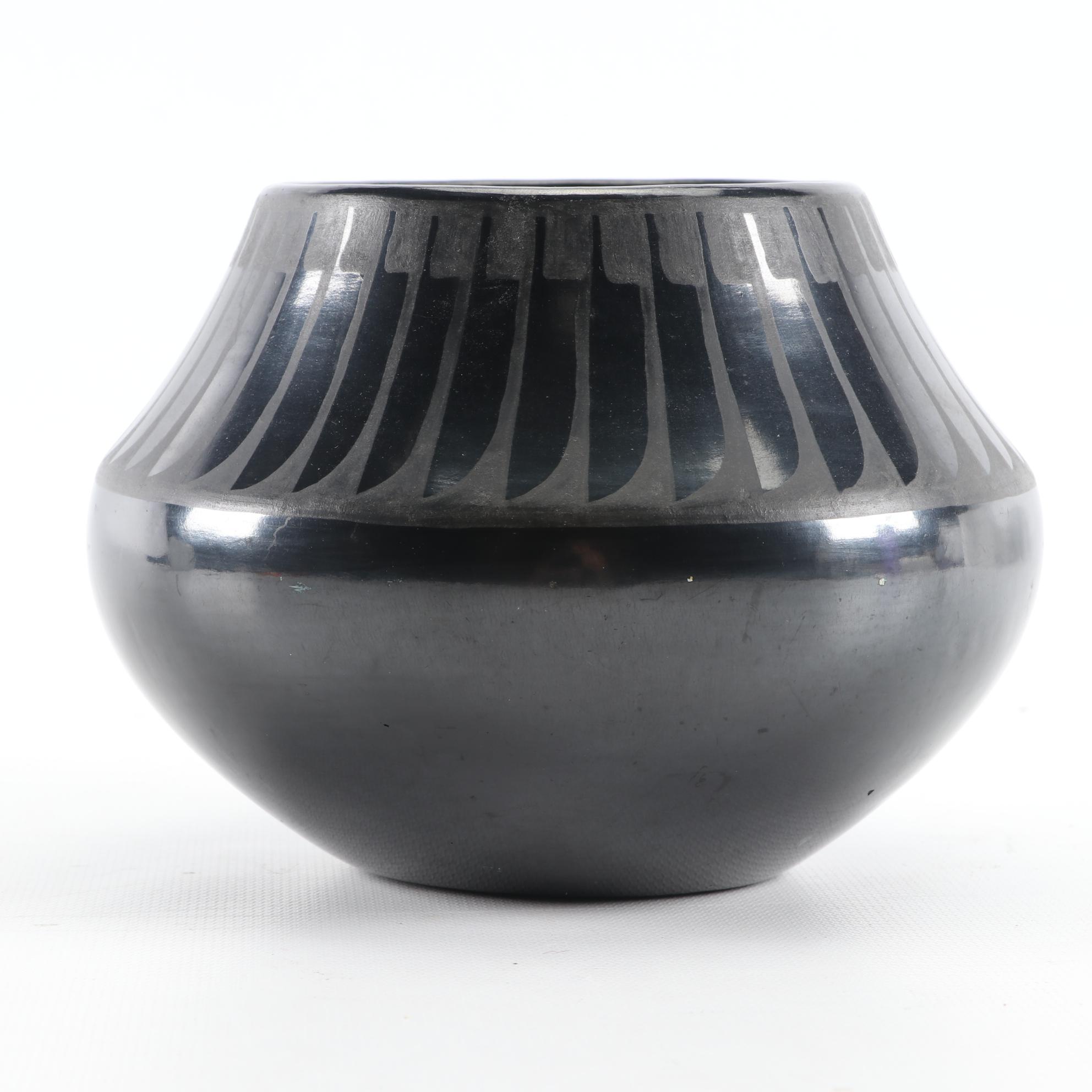 Maria and Santana Martinez San Ildefonso Pueblo Feather Blackware Pottery Jar