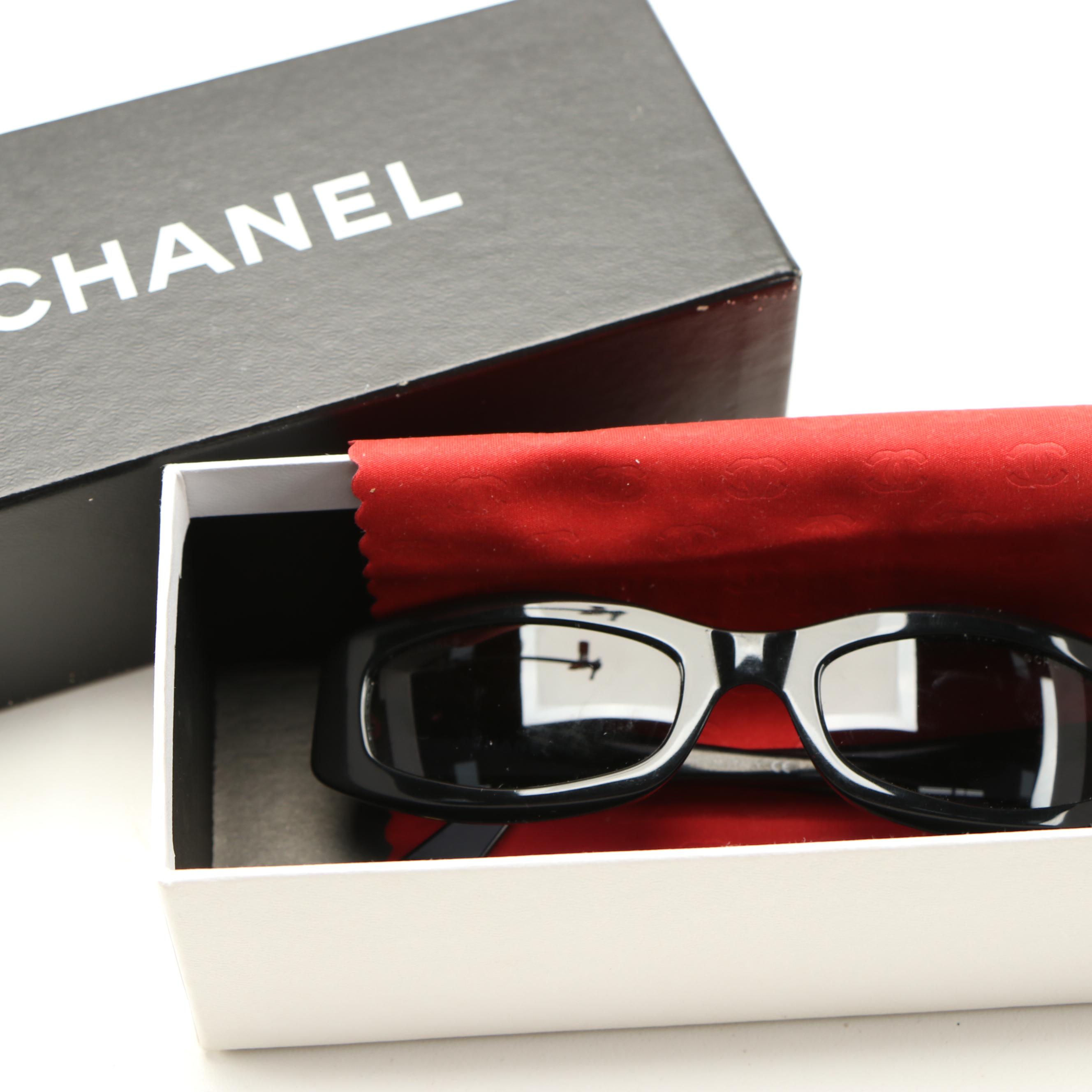 Chanel Black Quilted CC 5014 Sunglasses with Box