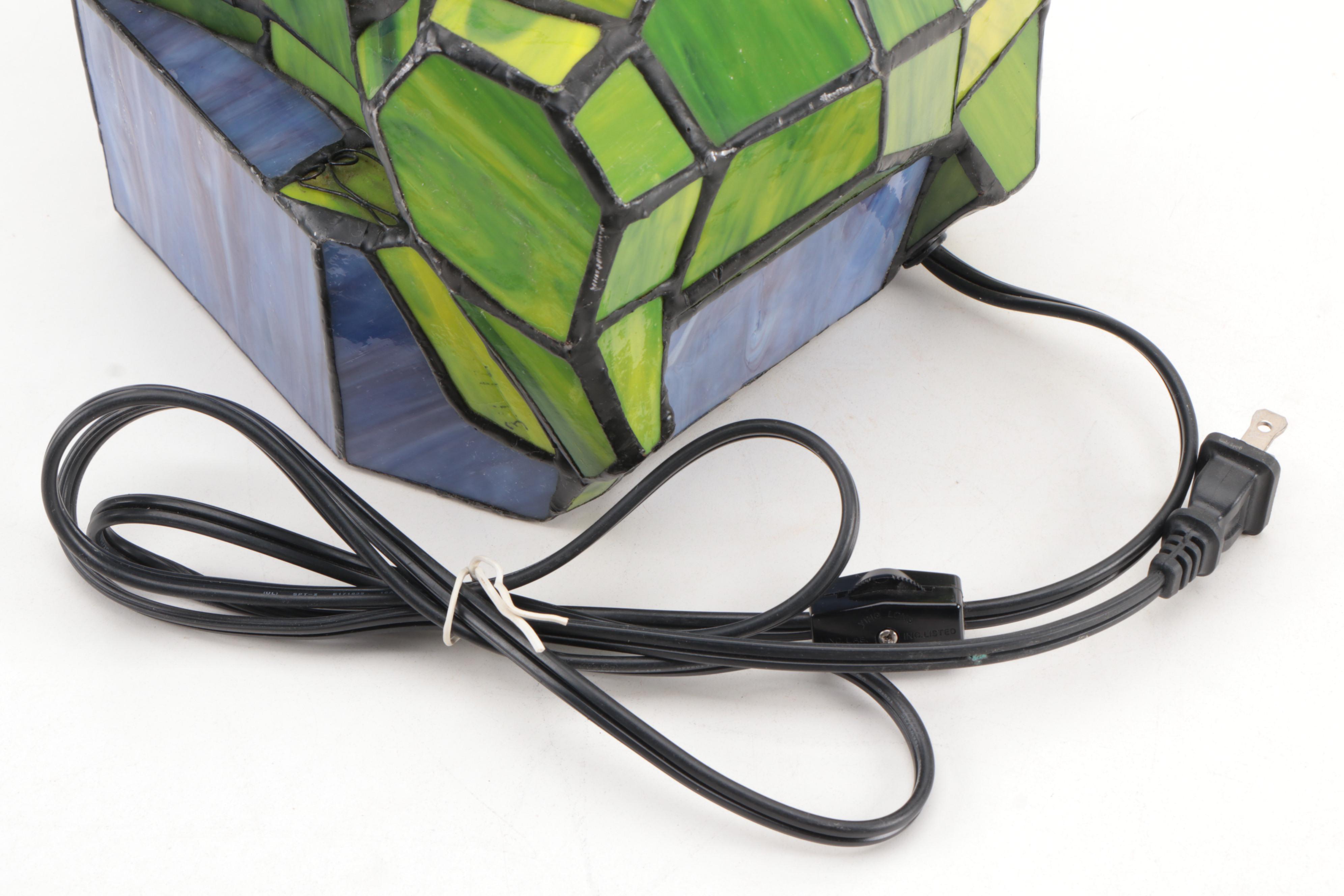 Stained Glass Frog Accent Lamp