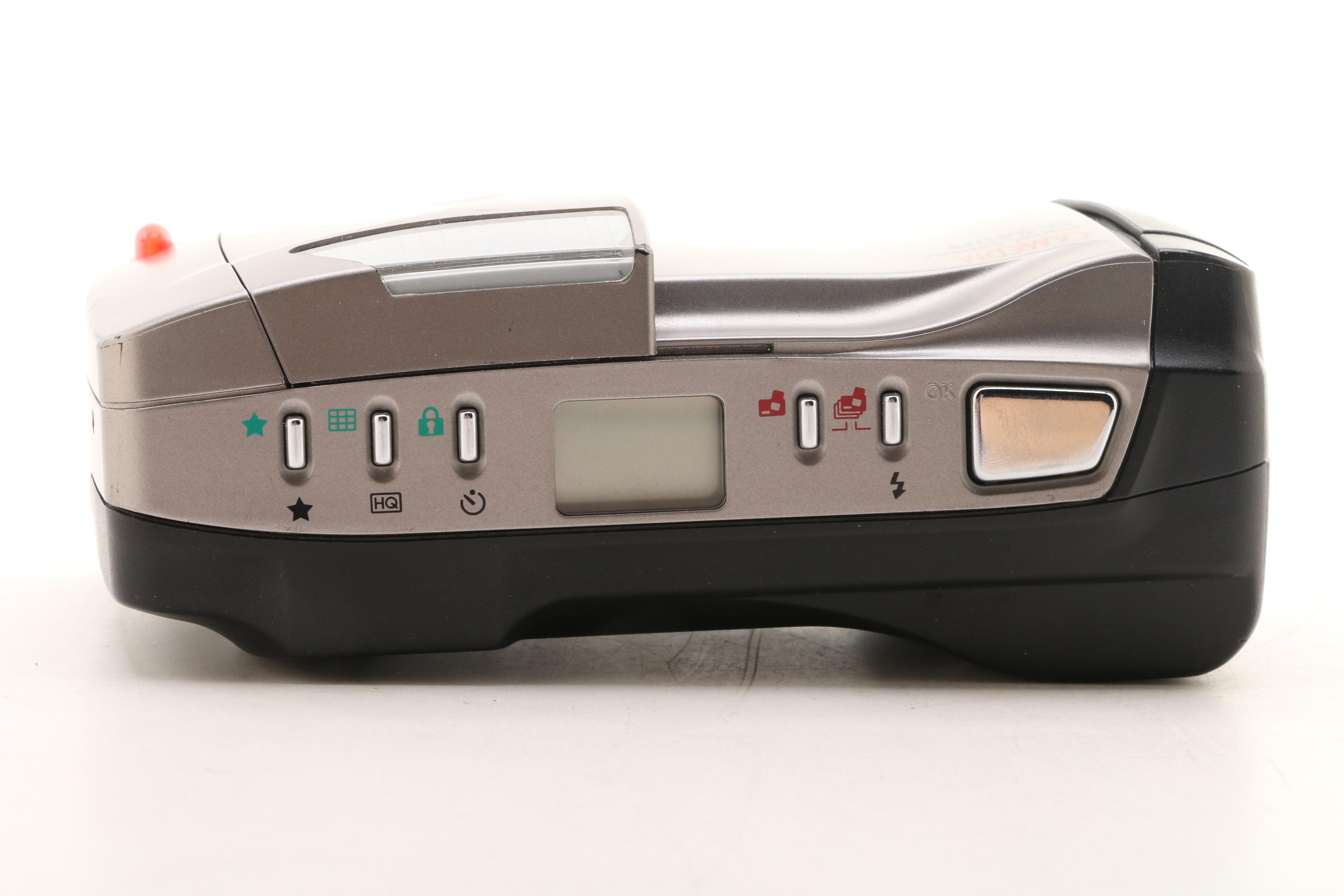 Olympus Camedia D-340R Digital Camera with Accessories