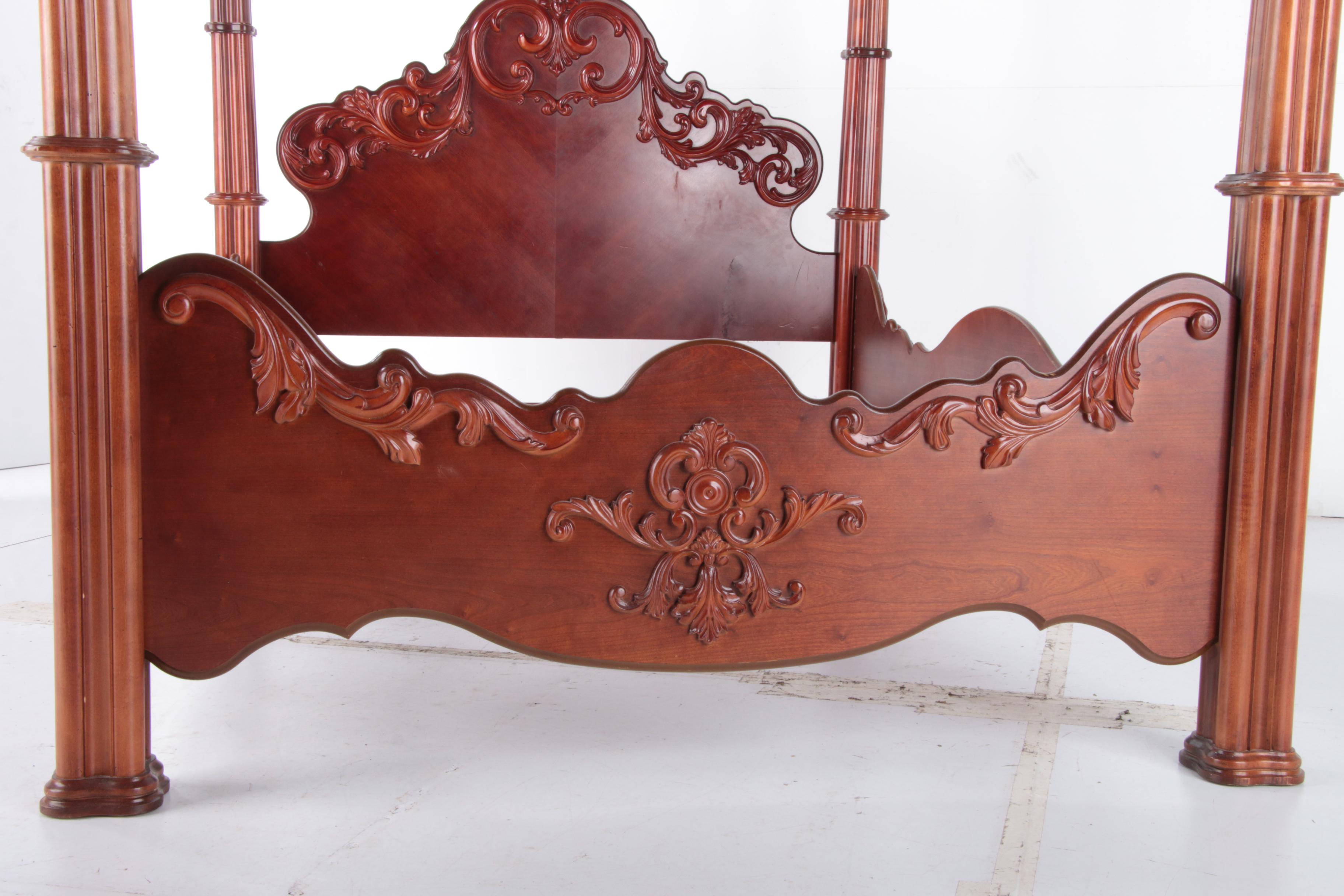 Pulaski Furniture Rococo Style Mahogany Veneer Queen Four Poster Bed Frame