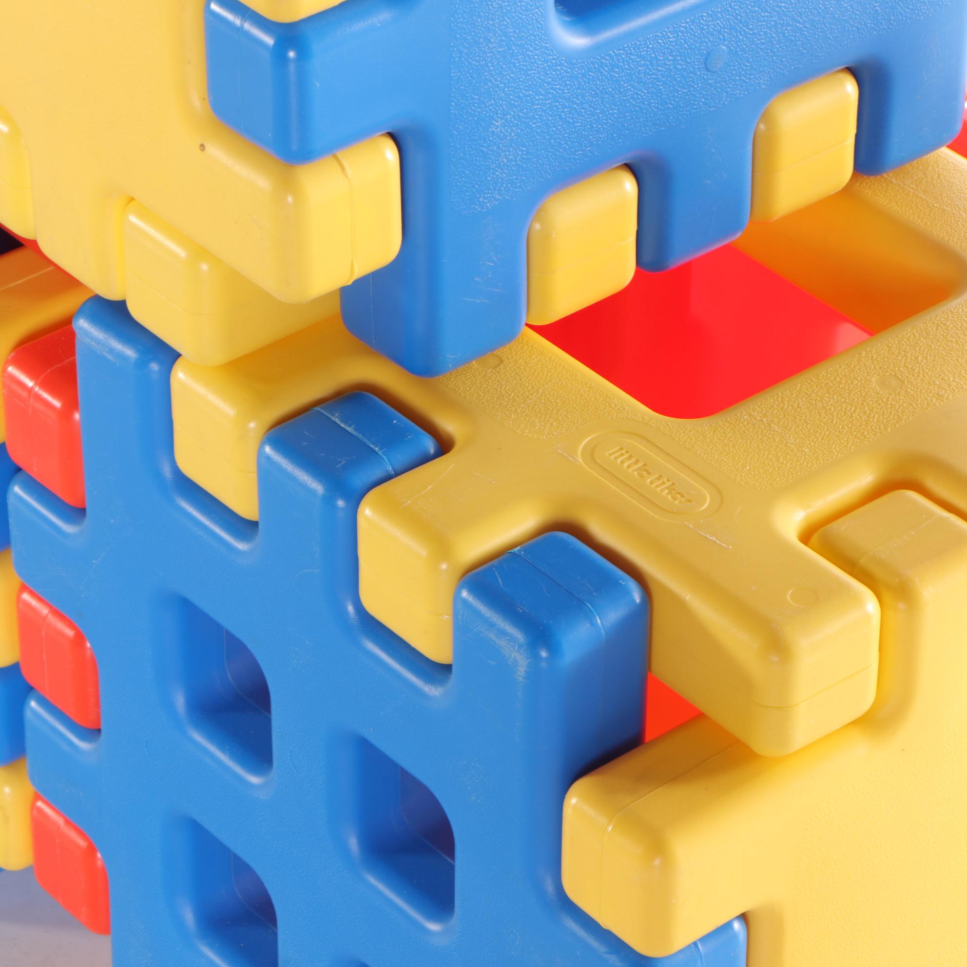 Little Tikes Interlocking Blocks and Toy Storage Organizer Bins