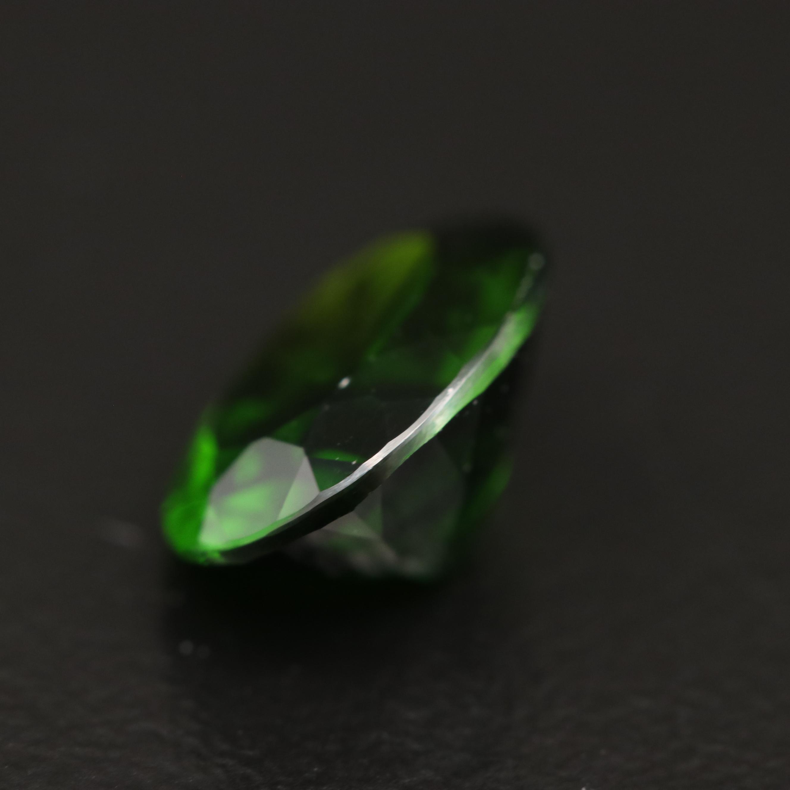 Loose 2.58 CT Oval Faceted Diopside