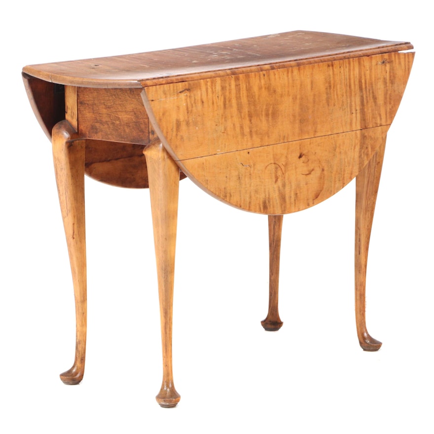 Queen Anne Maple Drop Leaf Table, New England, 18th Century