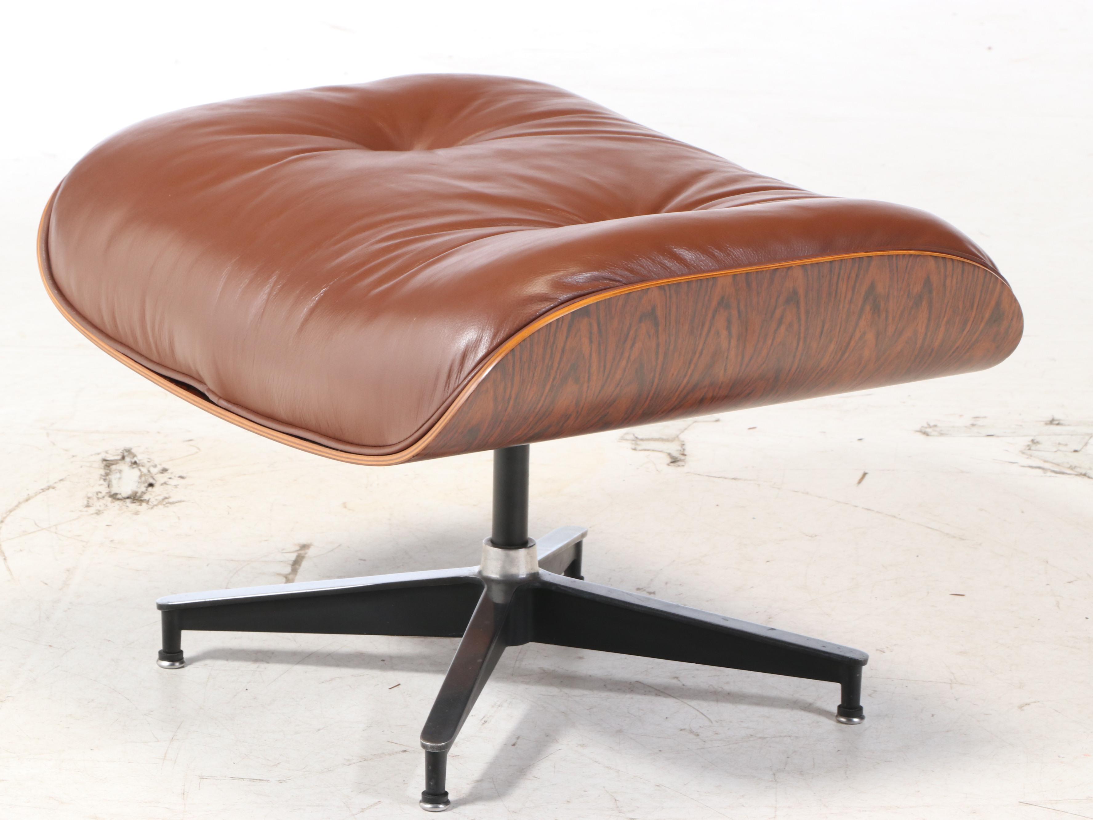 Charles and Ray Eames for Herman Miller Rosewood Lounge Chair and Ottoman, 1970s