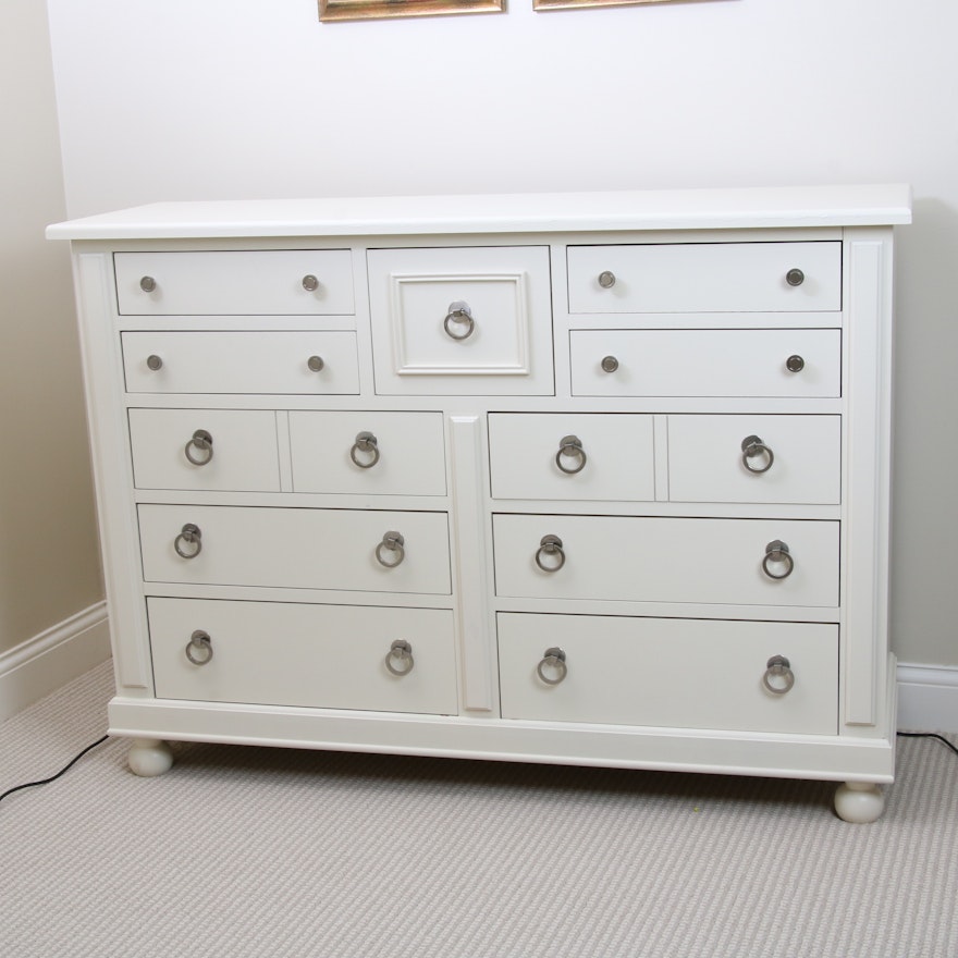 Broyhill Farmhouse Style Chest of Drawers, Late 20th Century