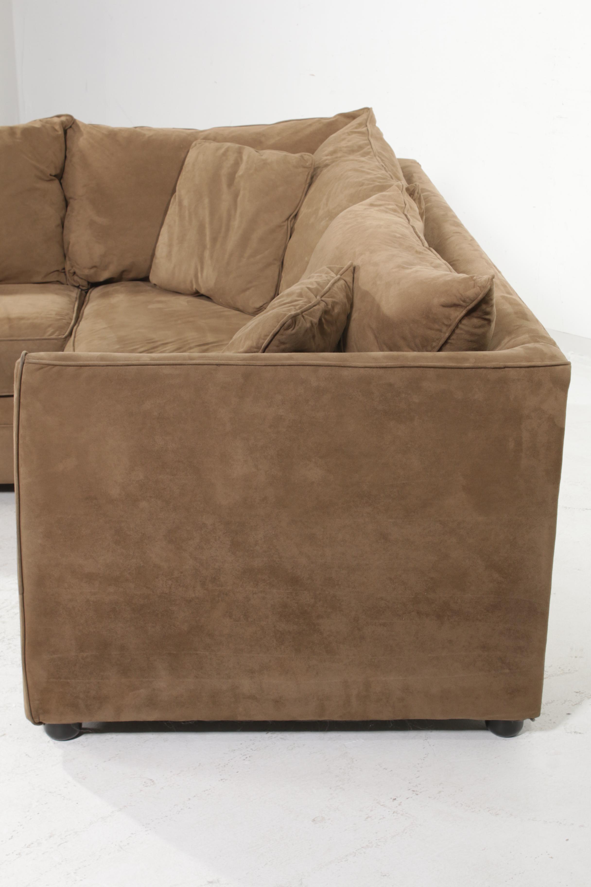 Klaussner Sectional Sofa with Sleeper Section