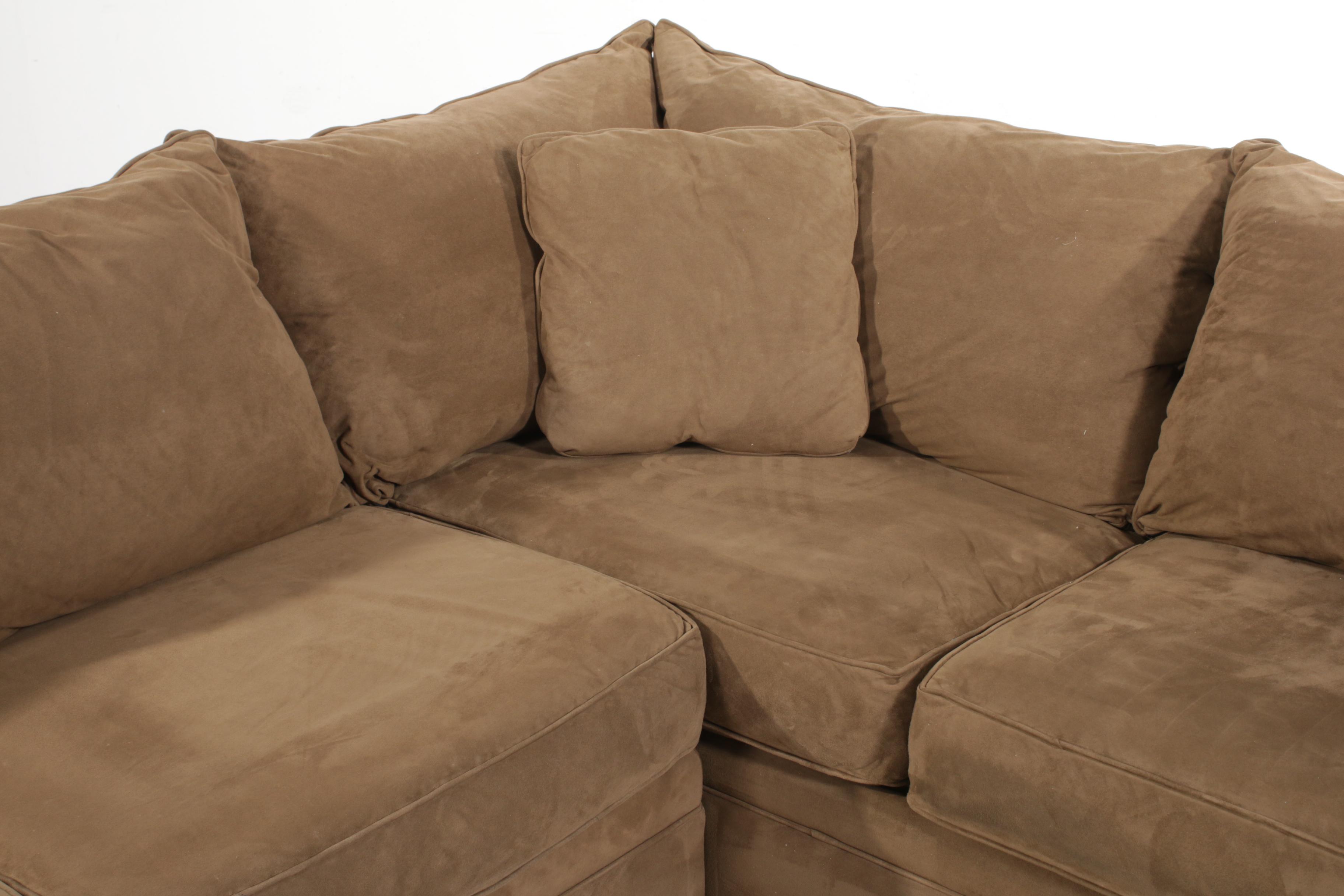 Klaussner Sectional Sofa with Sleeper Section