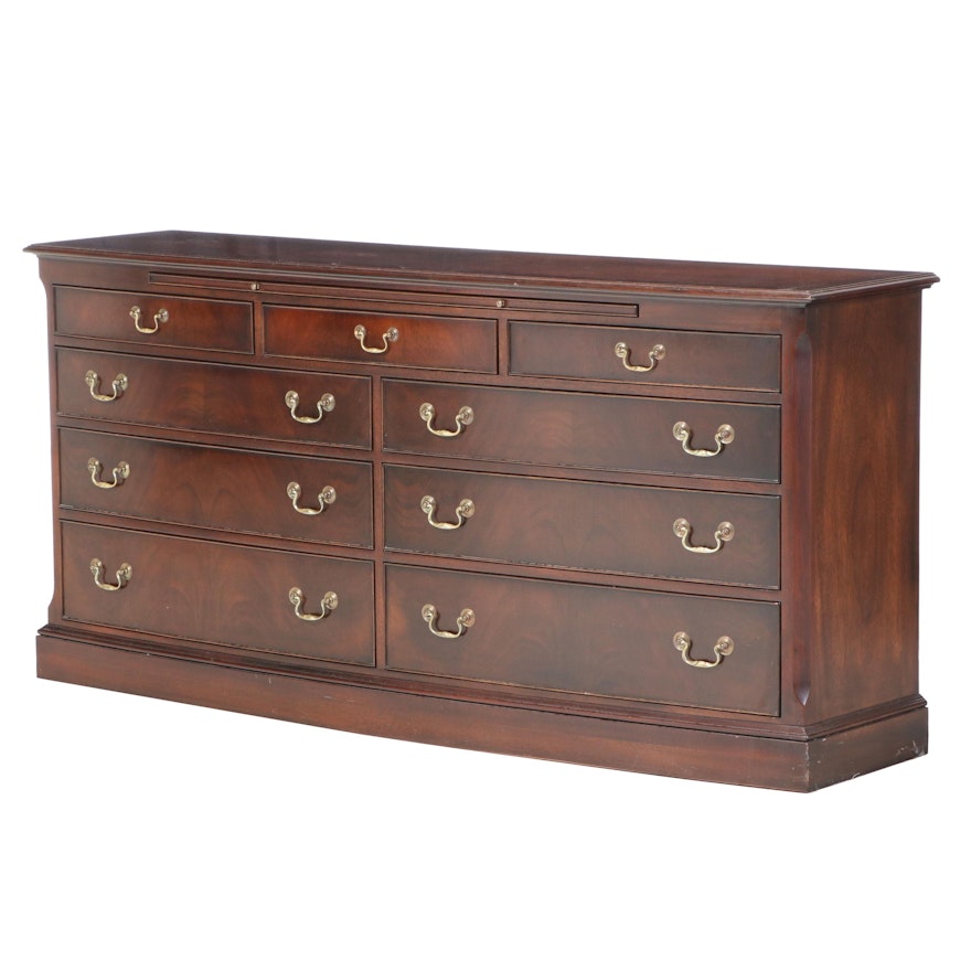 Romweber "Thornhill House" George III Style Mahogany Bowfront Chest of Drawers