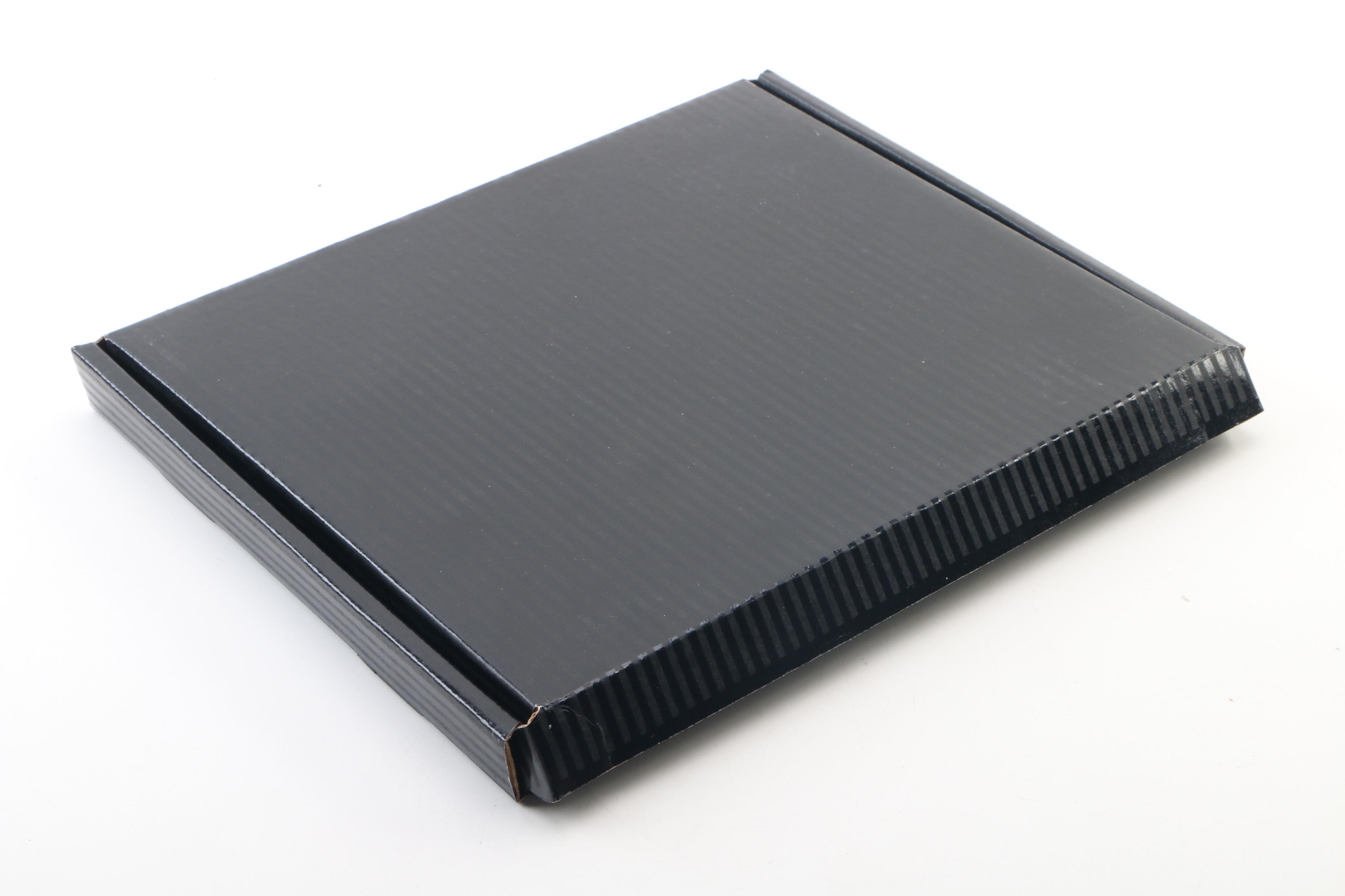 Star Trek: The Next Generation Press Kit Commemorating the Entire Series