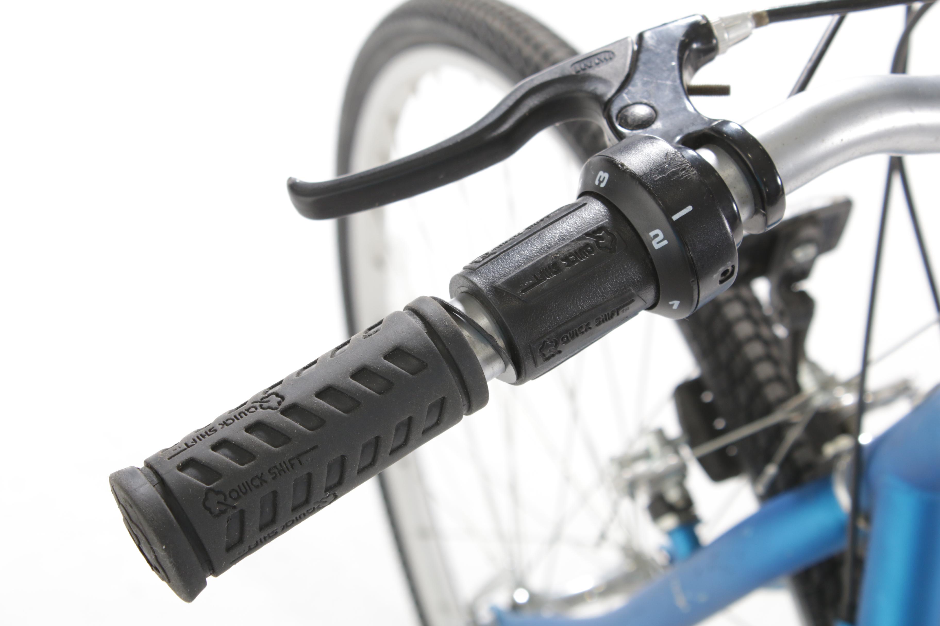 Diamondback Parkway 18 Speed Bicycle, 21st Century