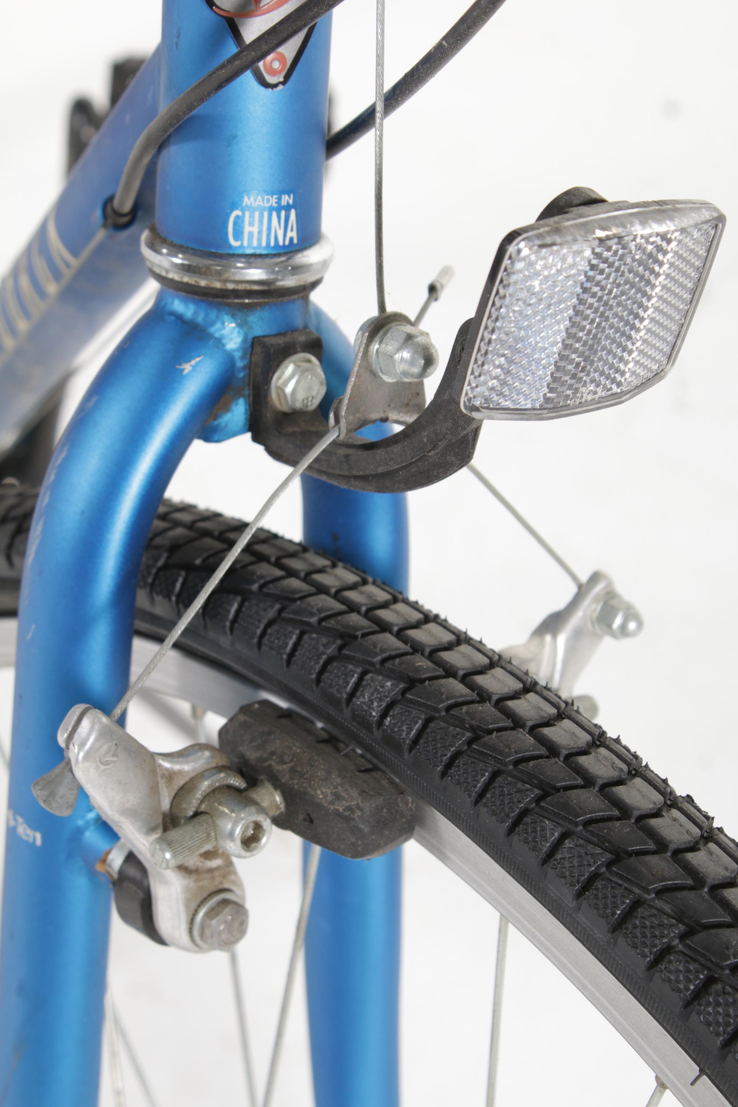 Diamondback Parkway 18 Speed Bicycle, 21st Century