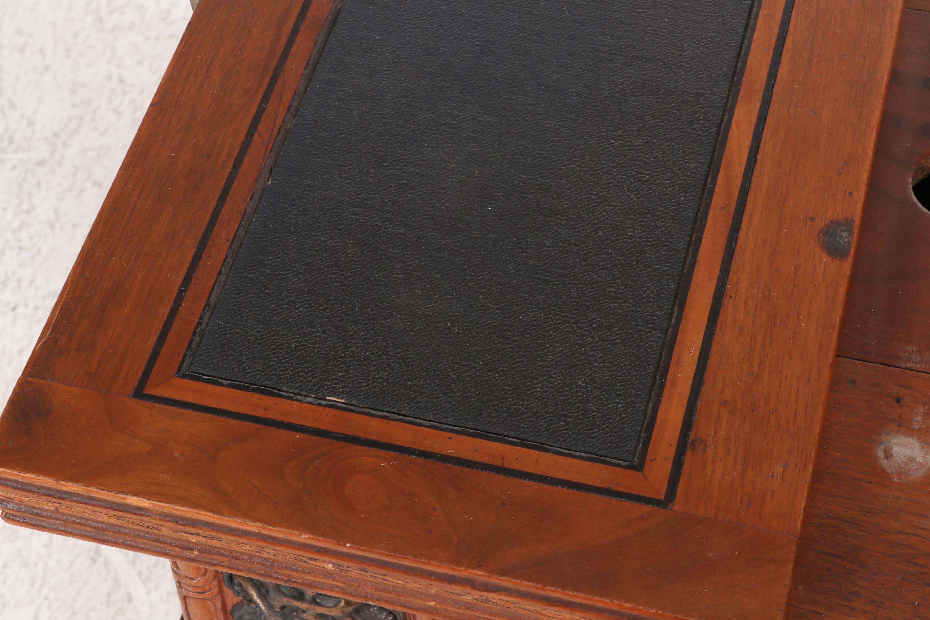 Wheeler & Wilson Mfg. Co. Sewing Machine with Table