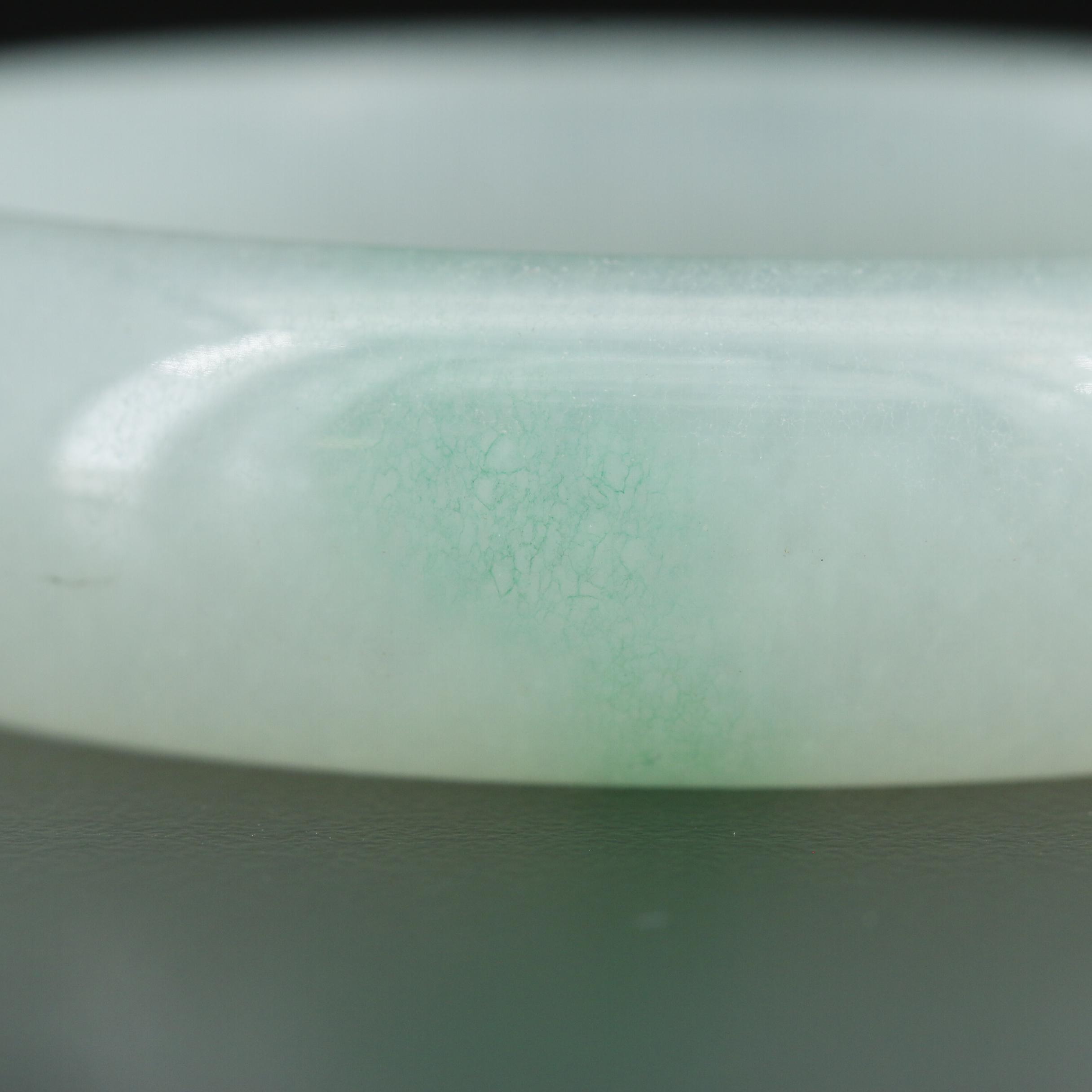 Hololith Quartzite Bangle