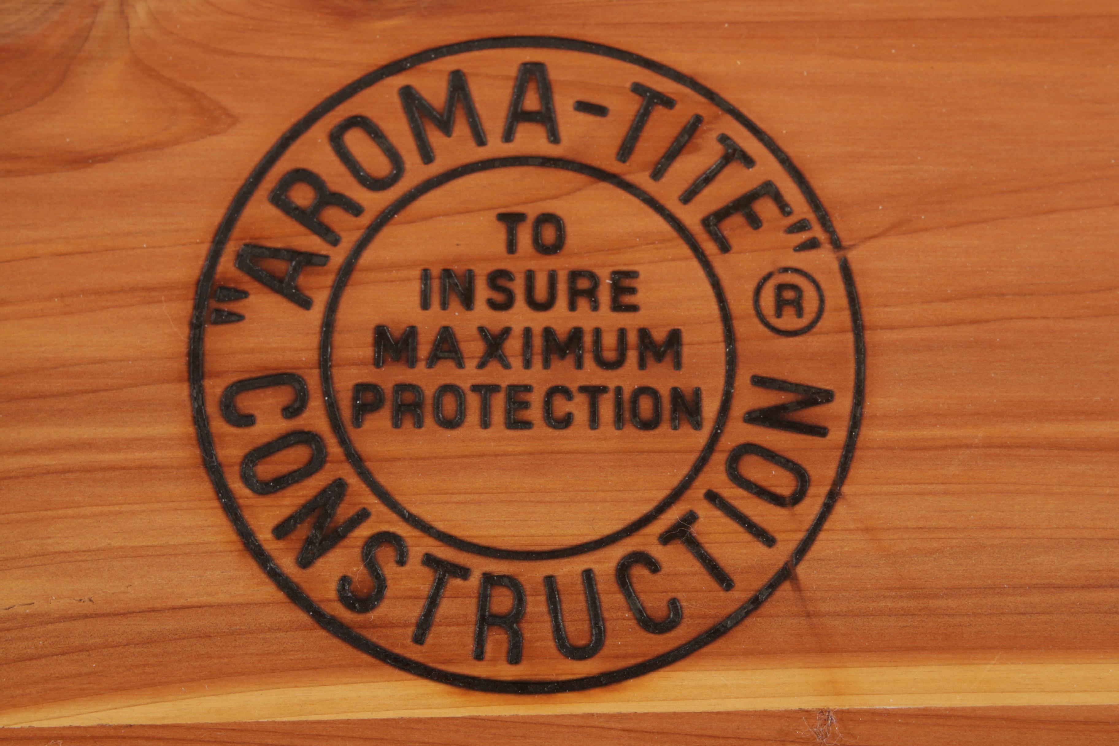 Lane Aromatite Queen Anne Style Cedar Chest