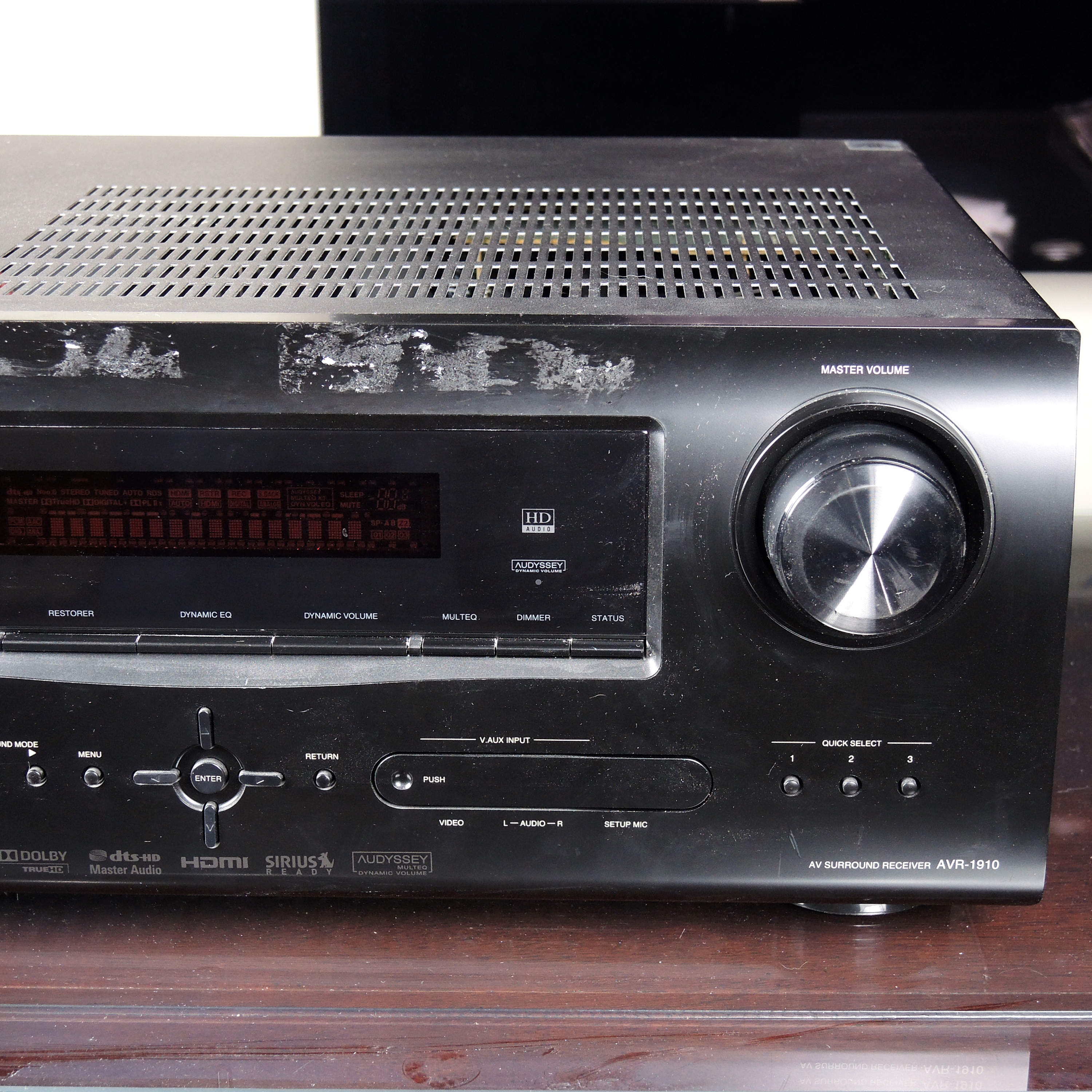 Denon AVR-1910  Audio Video Surround Sound Receiver