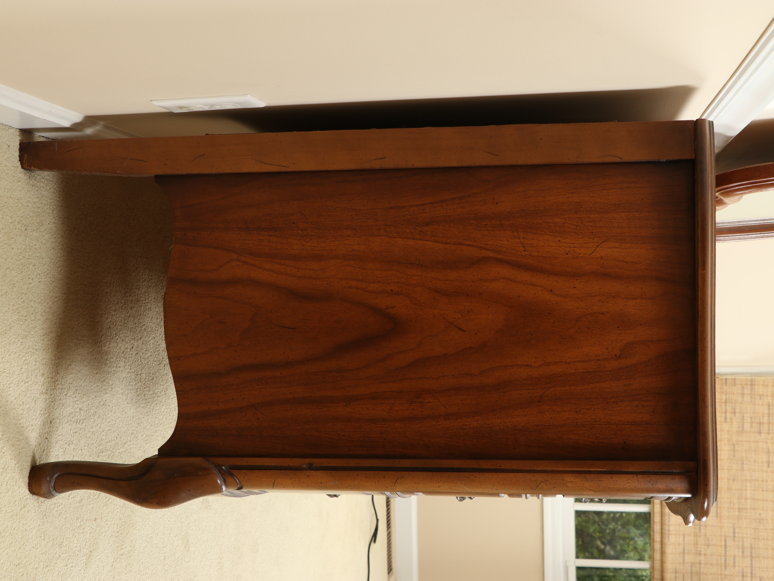 Broyhill French Provincial Louis XV Style Dresser with Mirror, Late 20th Century