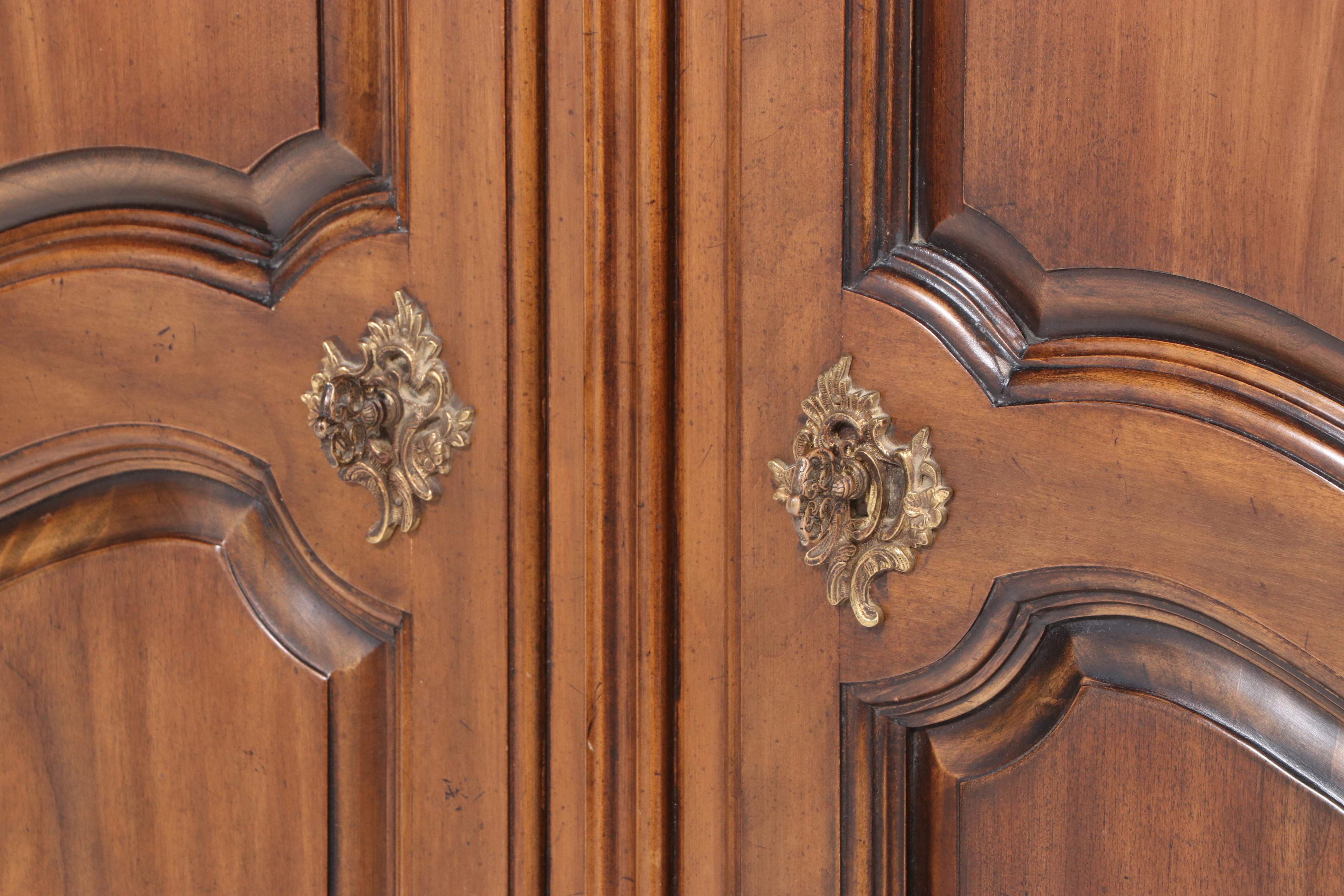 Kindel Furniture "Milano" French Provincial Style Cherrywood Armoire