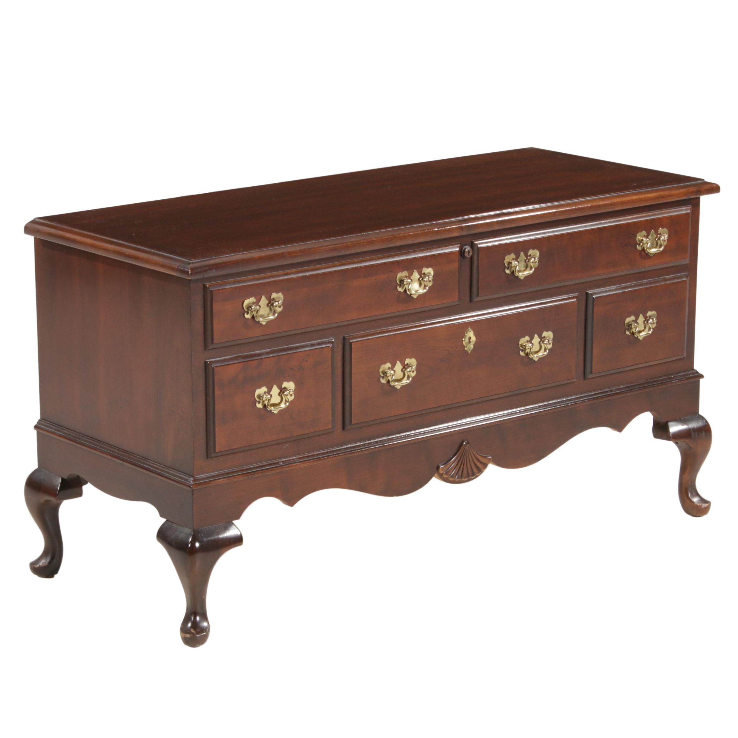 Lane Aromatite Queen Anne Style Cedar Chest