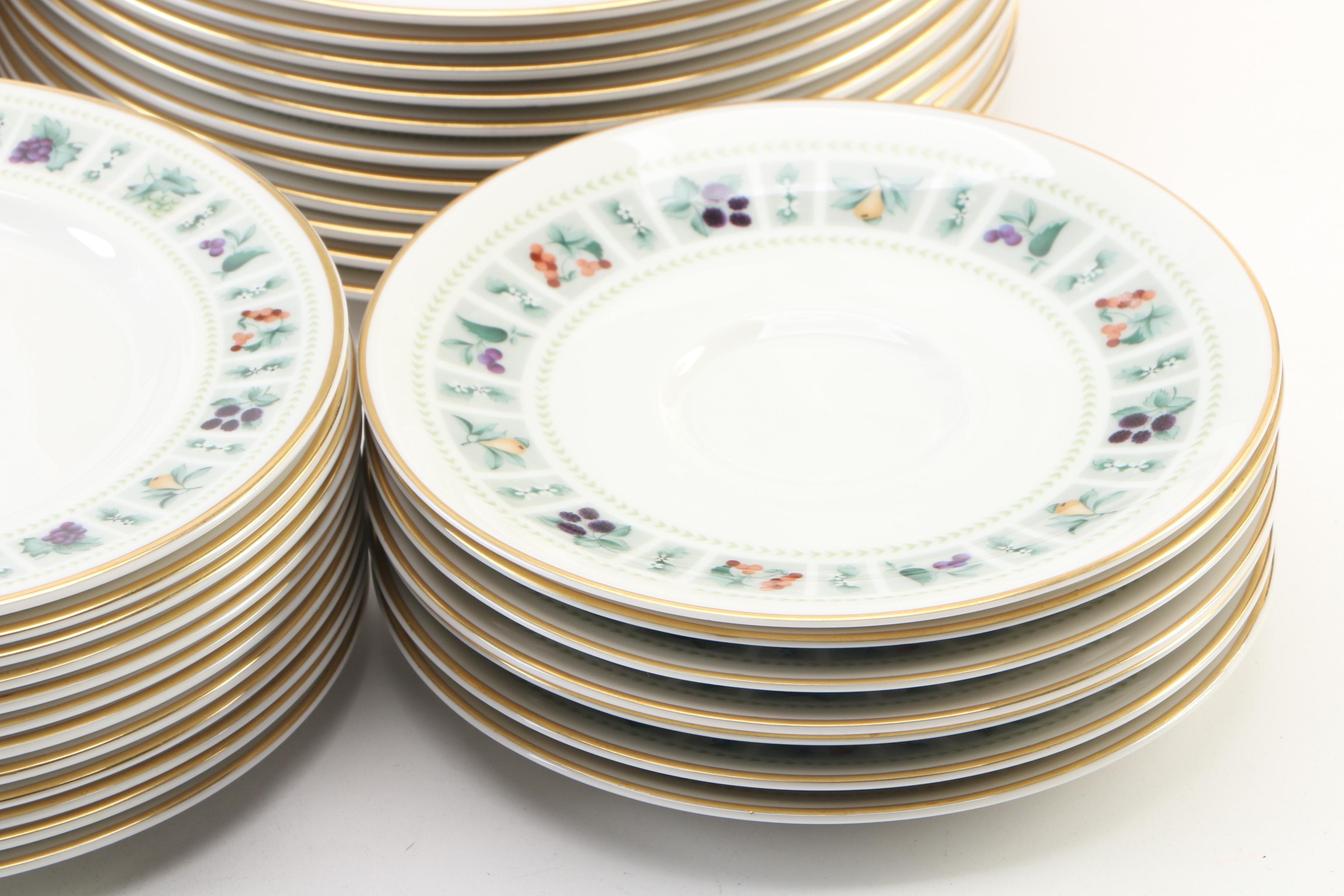 English Royal Doulton Ceramic "Tapestry" Dinnerware Set, Late 20th Century