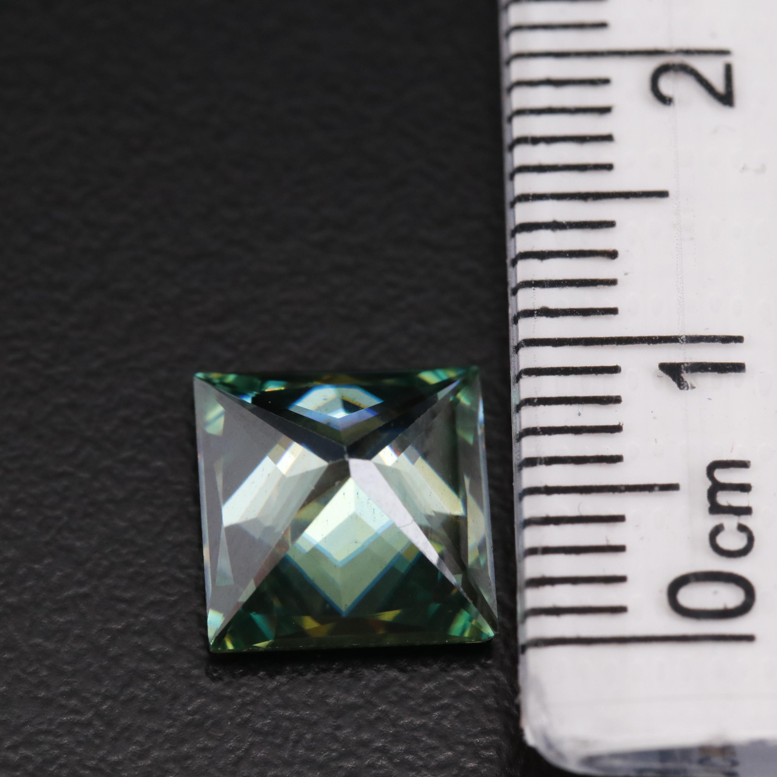 Loose Laboratory Grown Square Faceted Moissanite