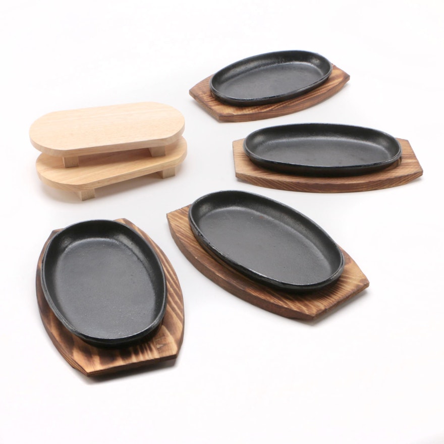 Cast Iron Barbecue Plates with Wooden Trivets