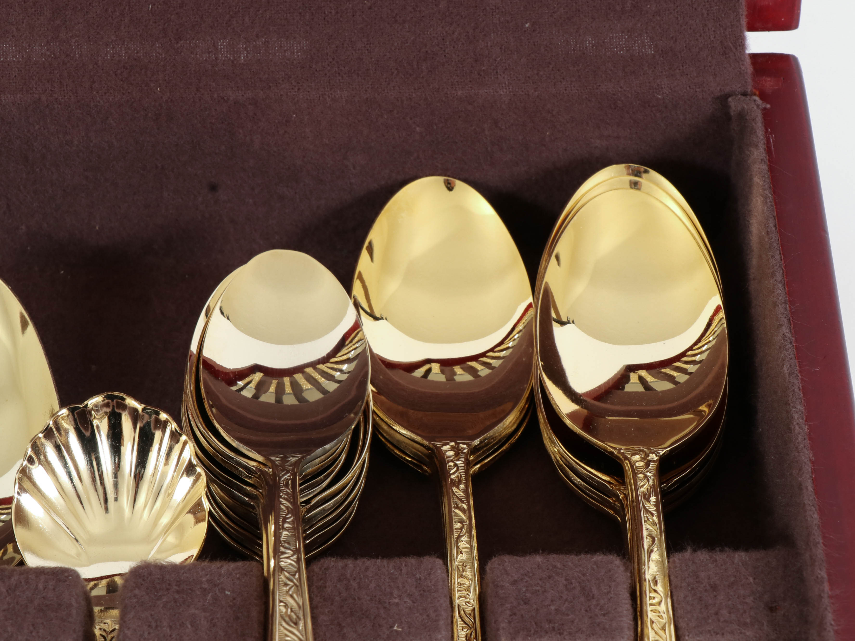 Gold-Tone Scrolling Leaf 12-Piece Flatware Set with Storage Case