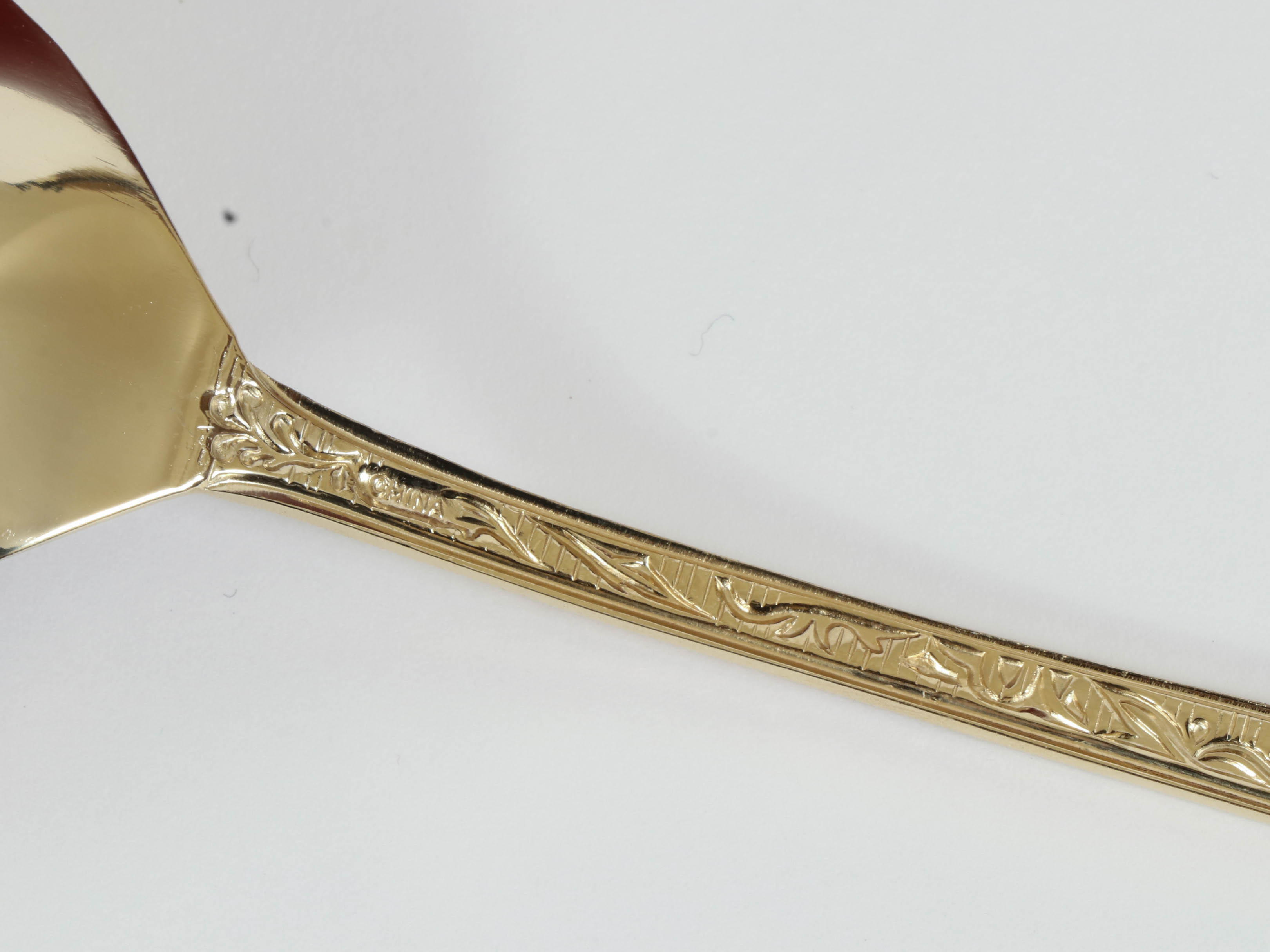 Gold-Tone Scrolling Leaf 12-Piece Flatware Set with Storage Case