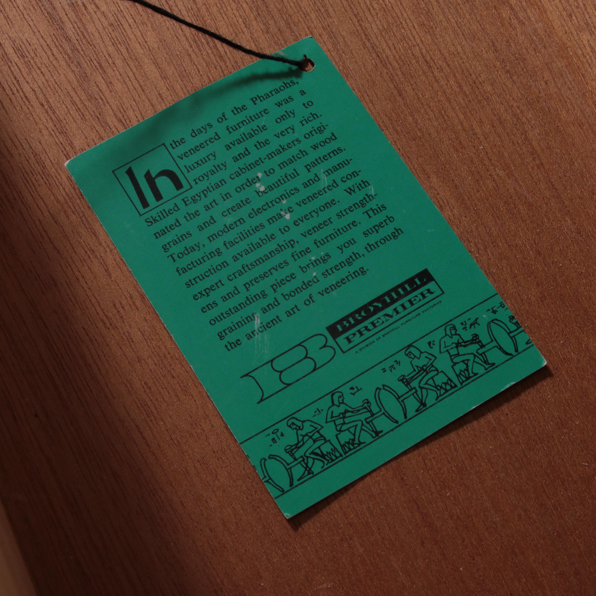 Broyhill Mid Century Modern Walnut 2-Piece China Cabinet, Mid 20th Century