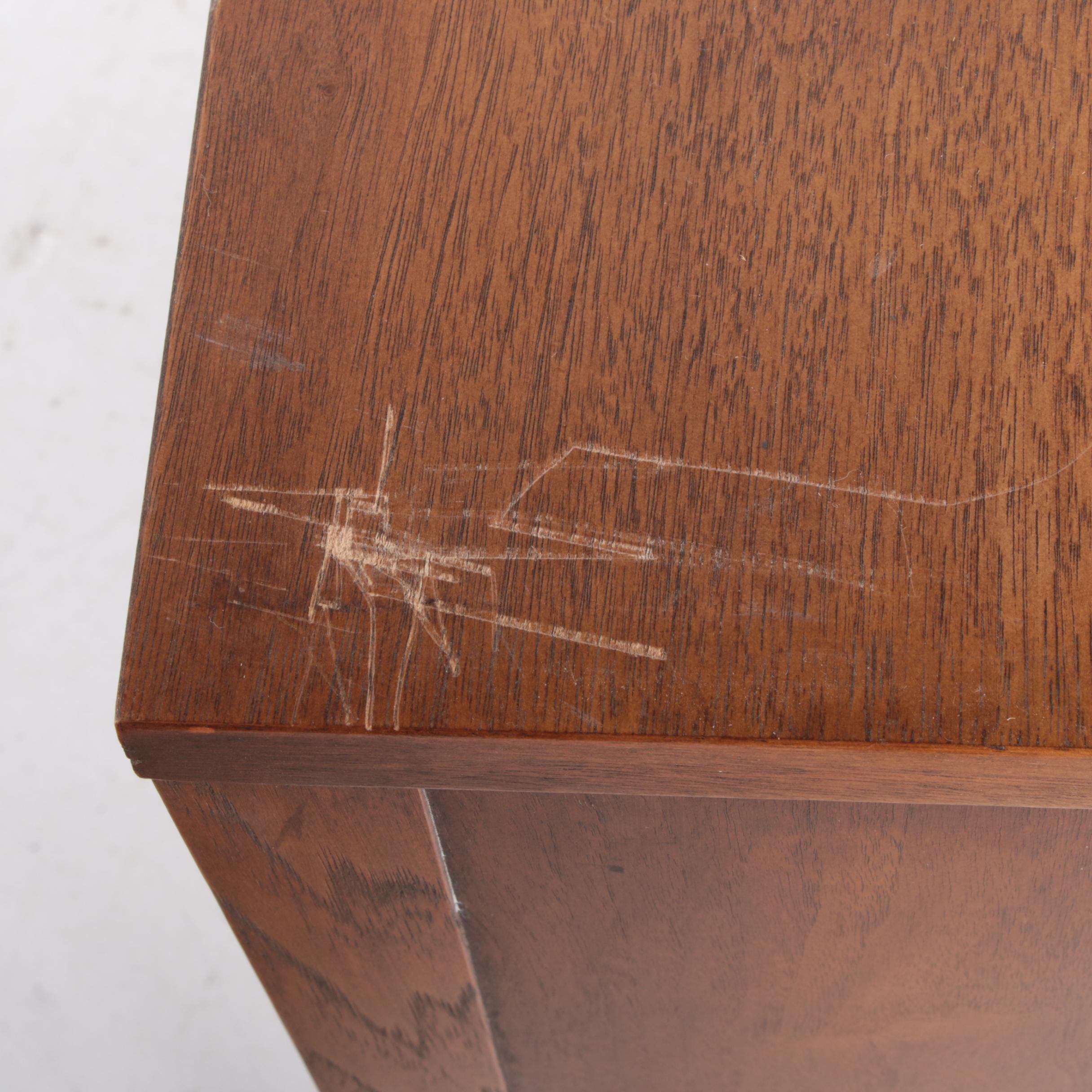 Broyhill Mid Century Modern Walnut 2-Piece China Cabinet, Mid 20th Century