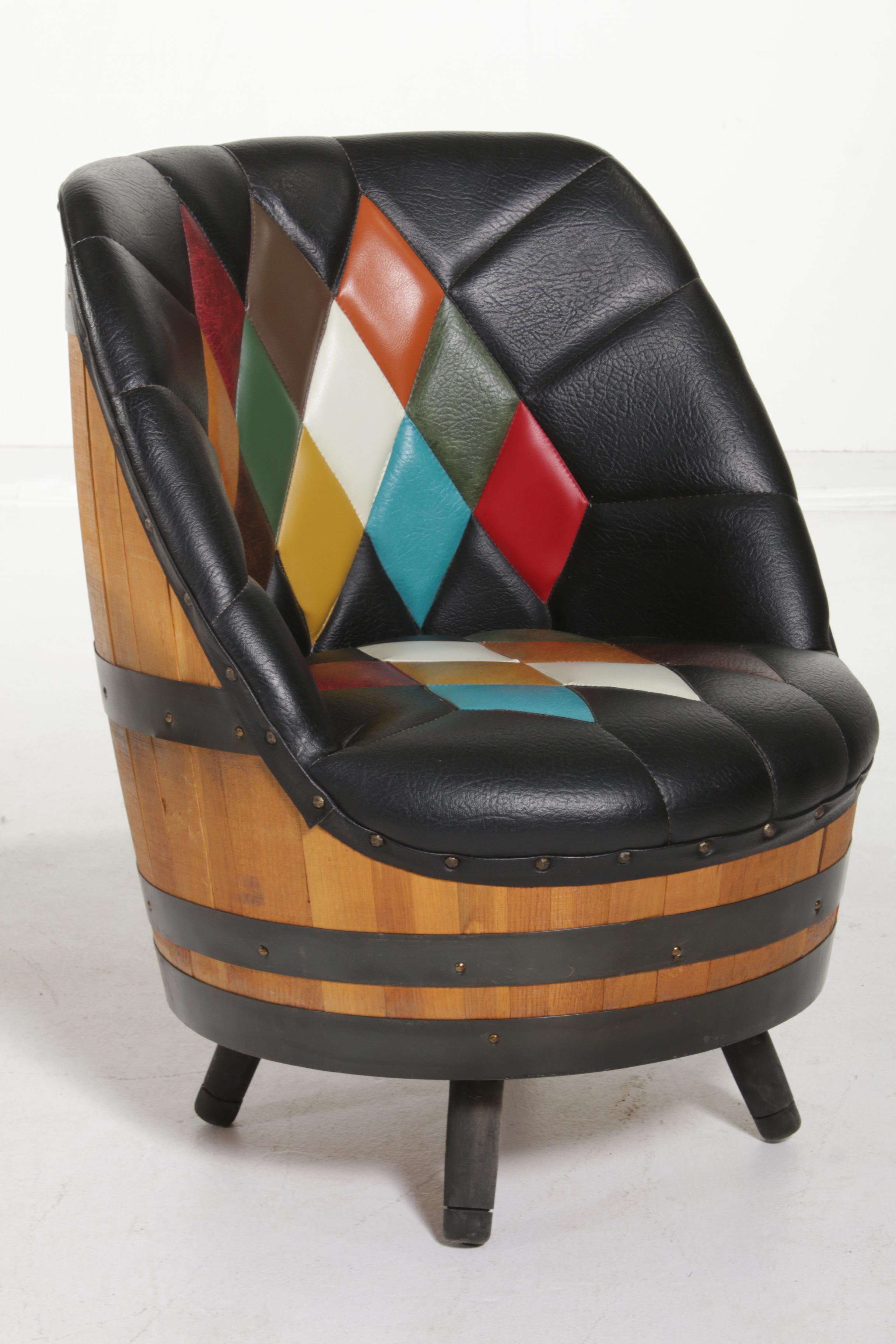 Whiskey Barrel Game Table and Chairs, Late 20th Century