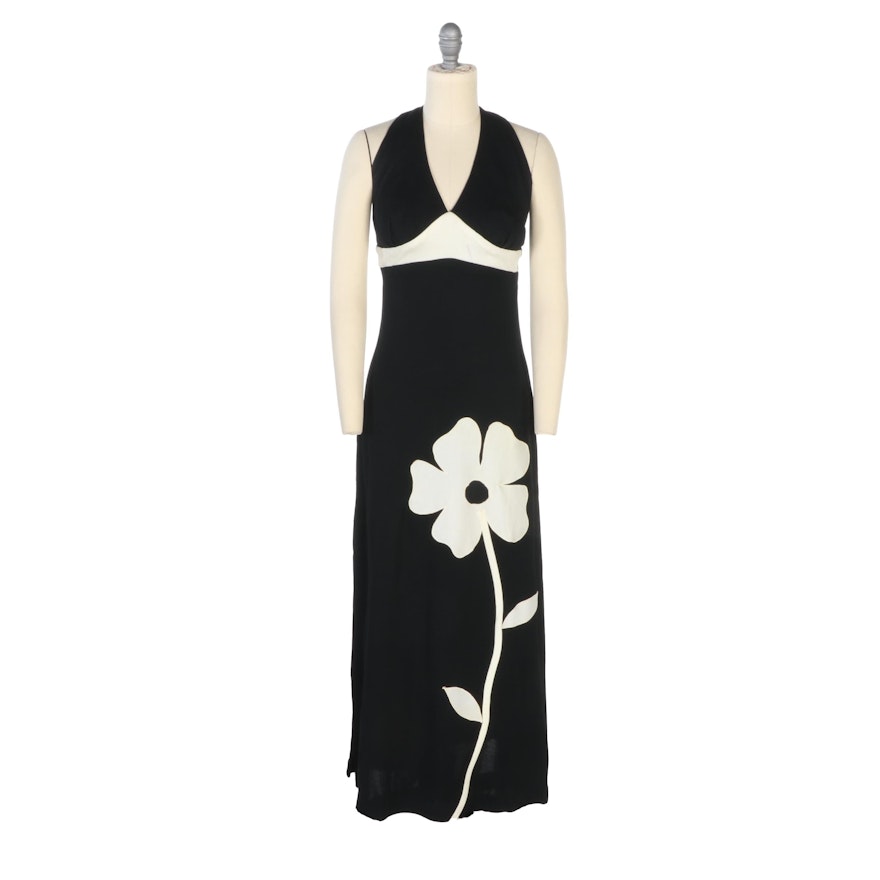 V-Neck Sleeveless Maxi Dress in Black and White Floral Design, 1960s Vintage