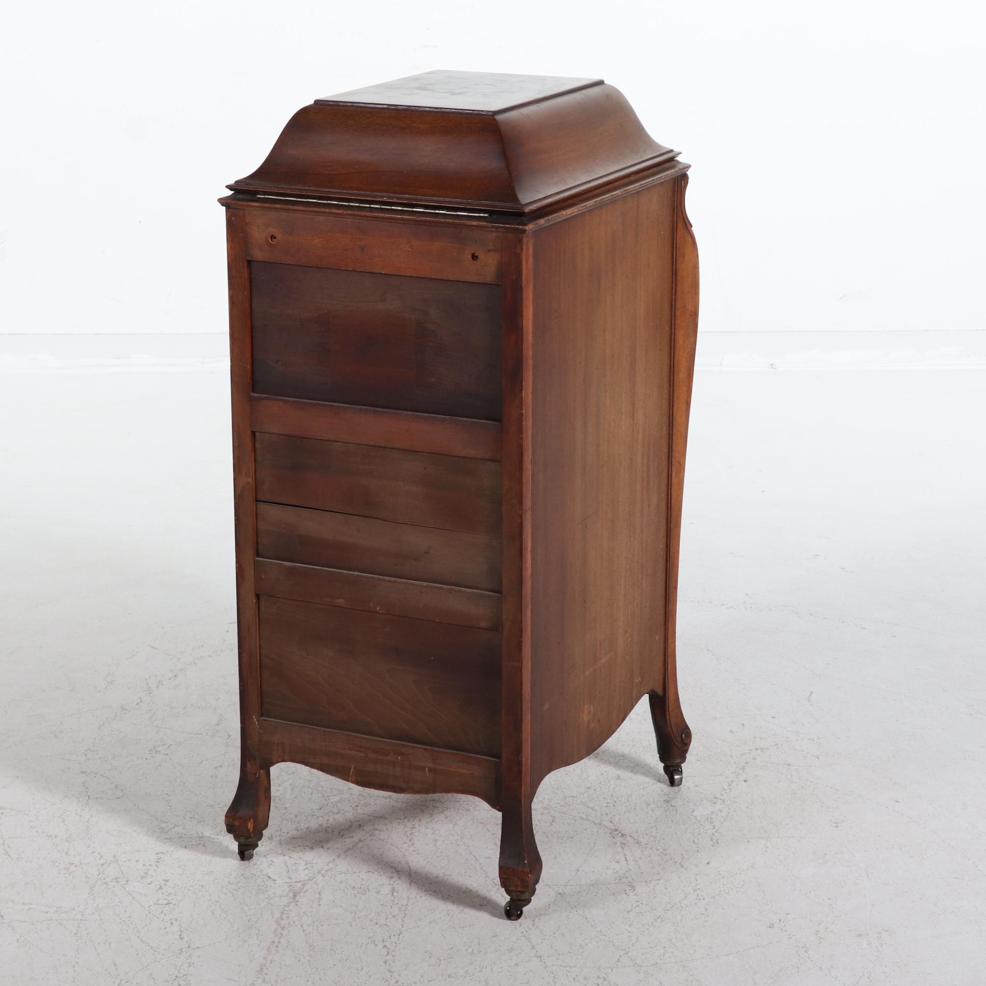 Victor Victrola "XI" Mahogany Record Cabinet, 1913