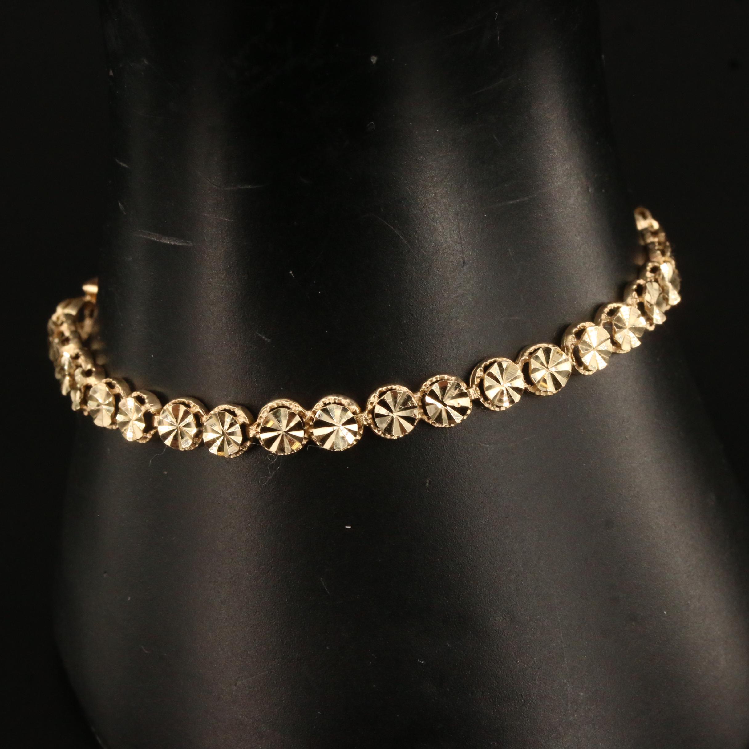 Beverly Hills Gold 14K Diamond Cut Line Bracelet