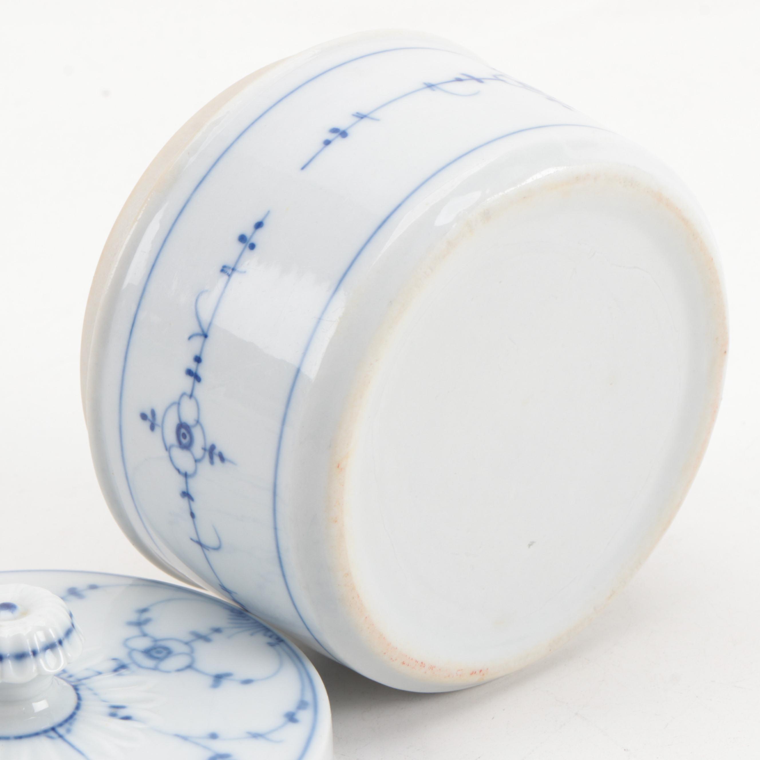 Blue and White Porcelain Lidded Jar