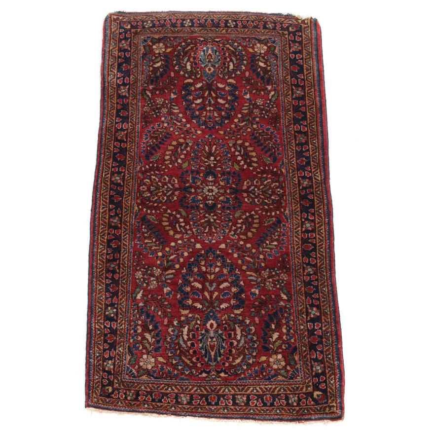 2'7 x 5'2 Hand-Knotted Persian Sarouk Rug, 1920s