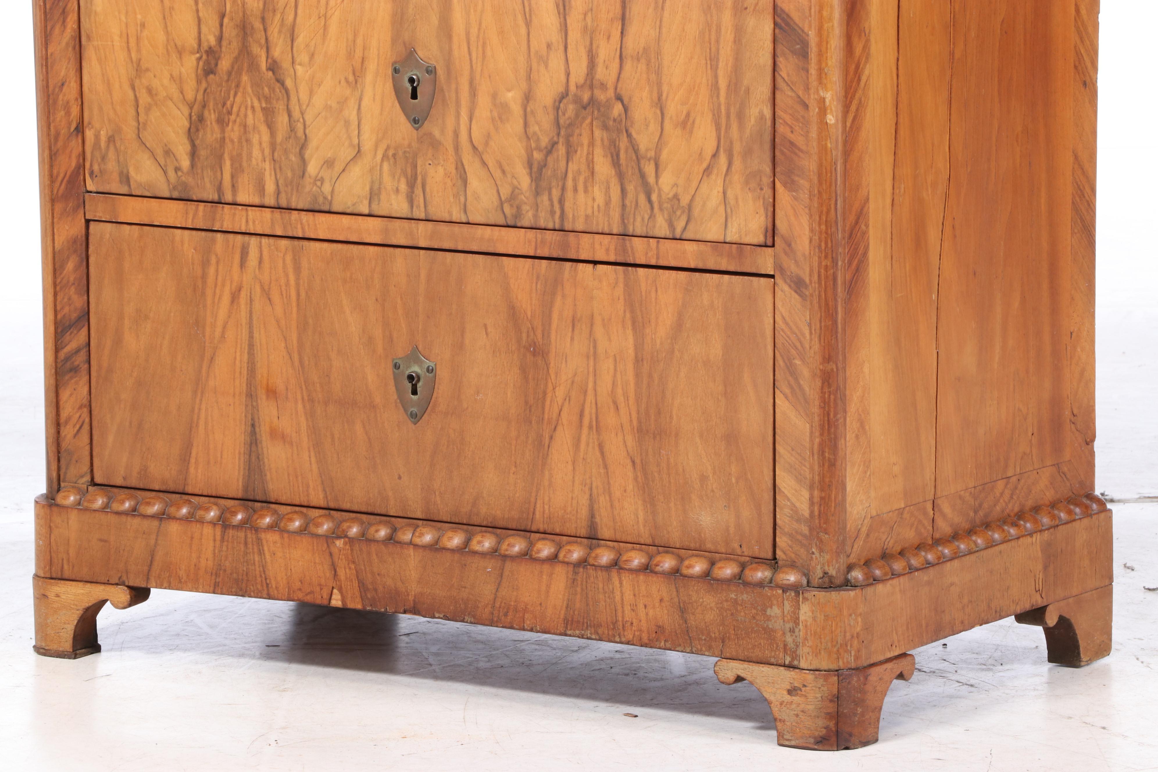 Louis Philippe Figured Walnut Chest of Drawers, Mid-19th Century