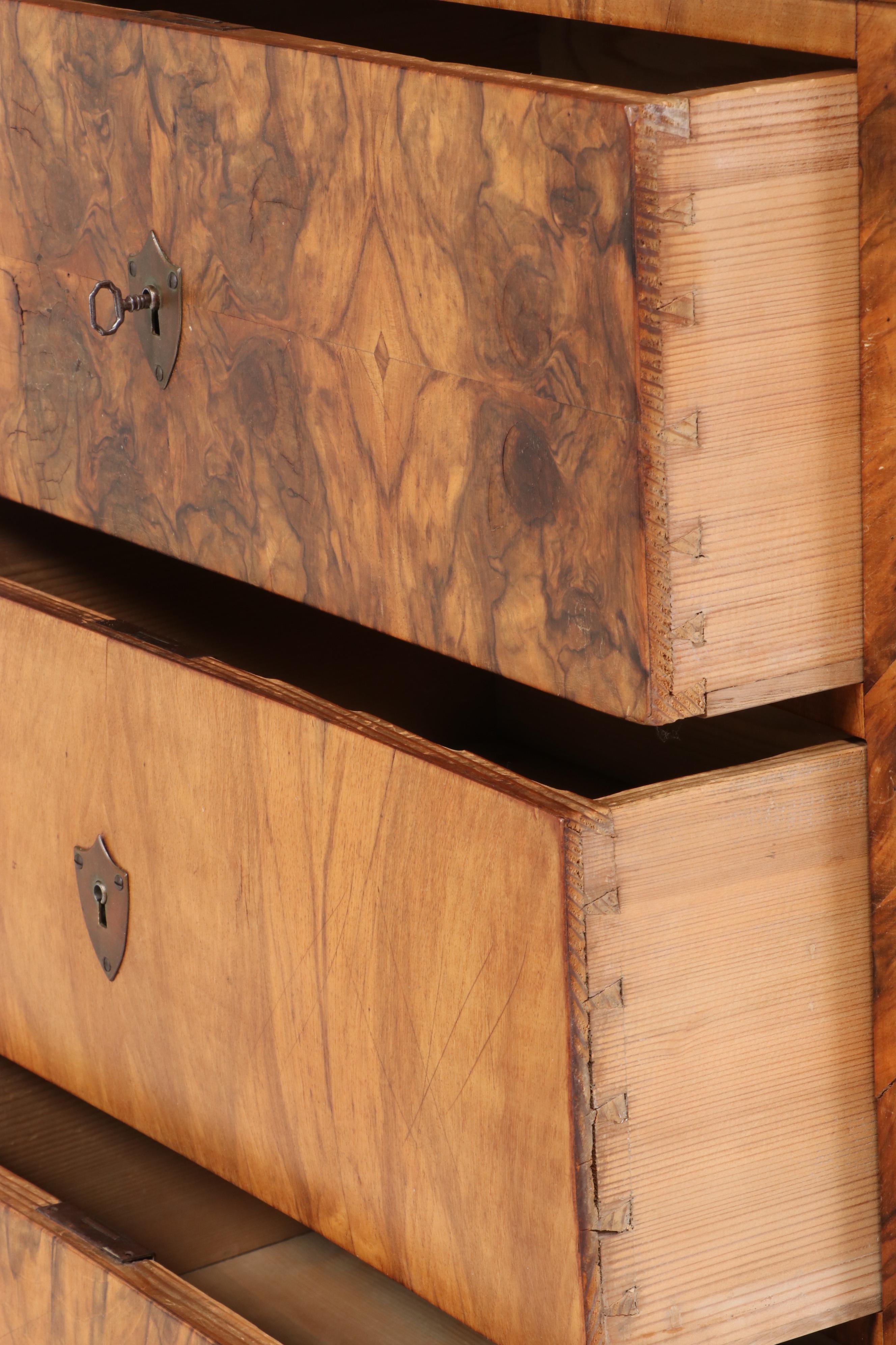 Louis Philippe Figured Walnut Chest of Drawers, Mid-19th Century