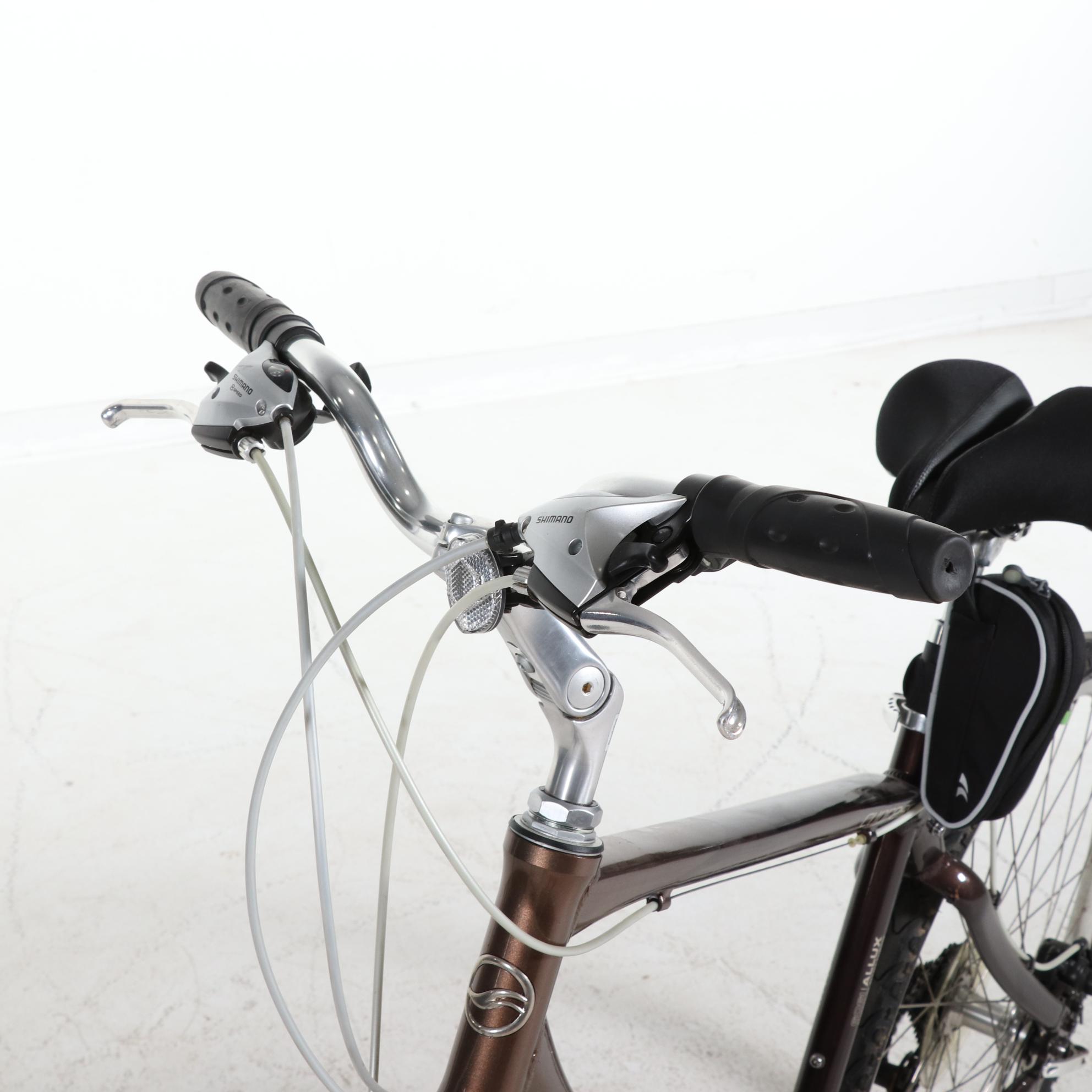 Giant Cypress LX Hybrid Bicycle