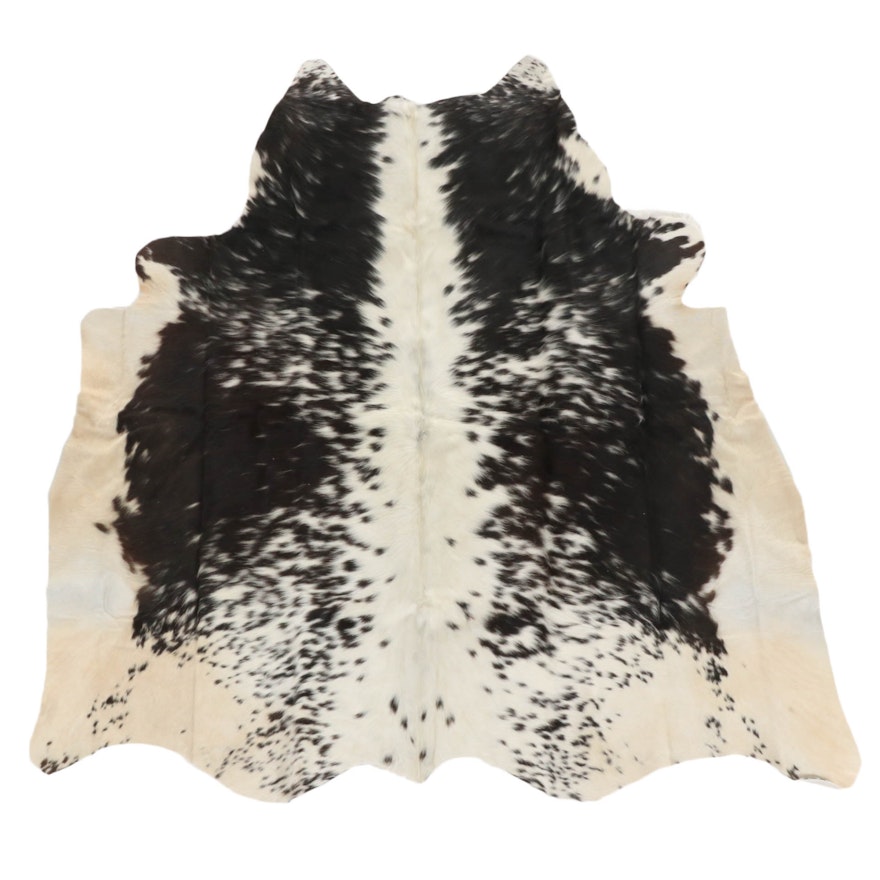 4'4 x 4'8 Natural Cowhide Area Rug