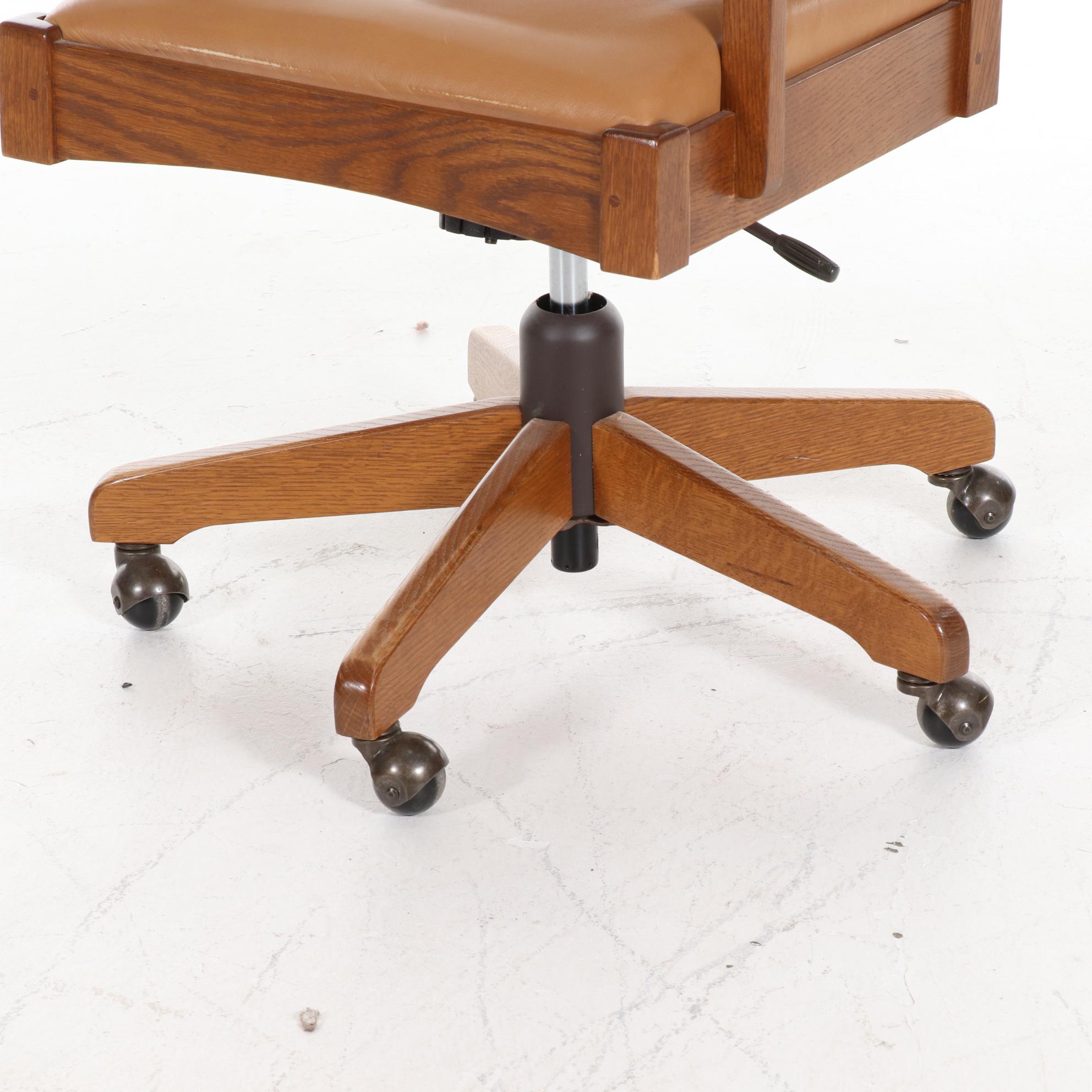 Stickley Craftsman Style Oak Computer Desk and Leather Upholstered Office Chair