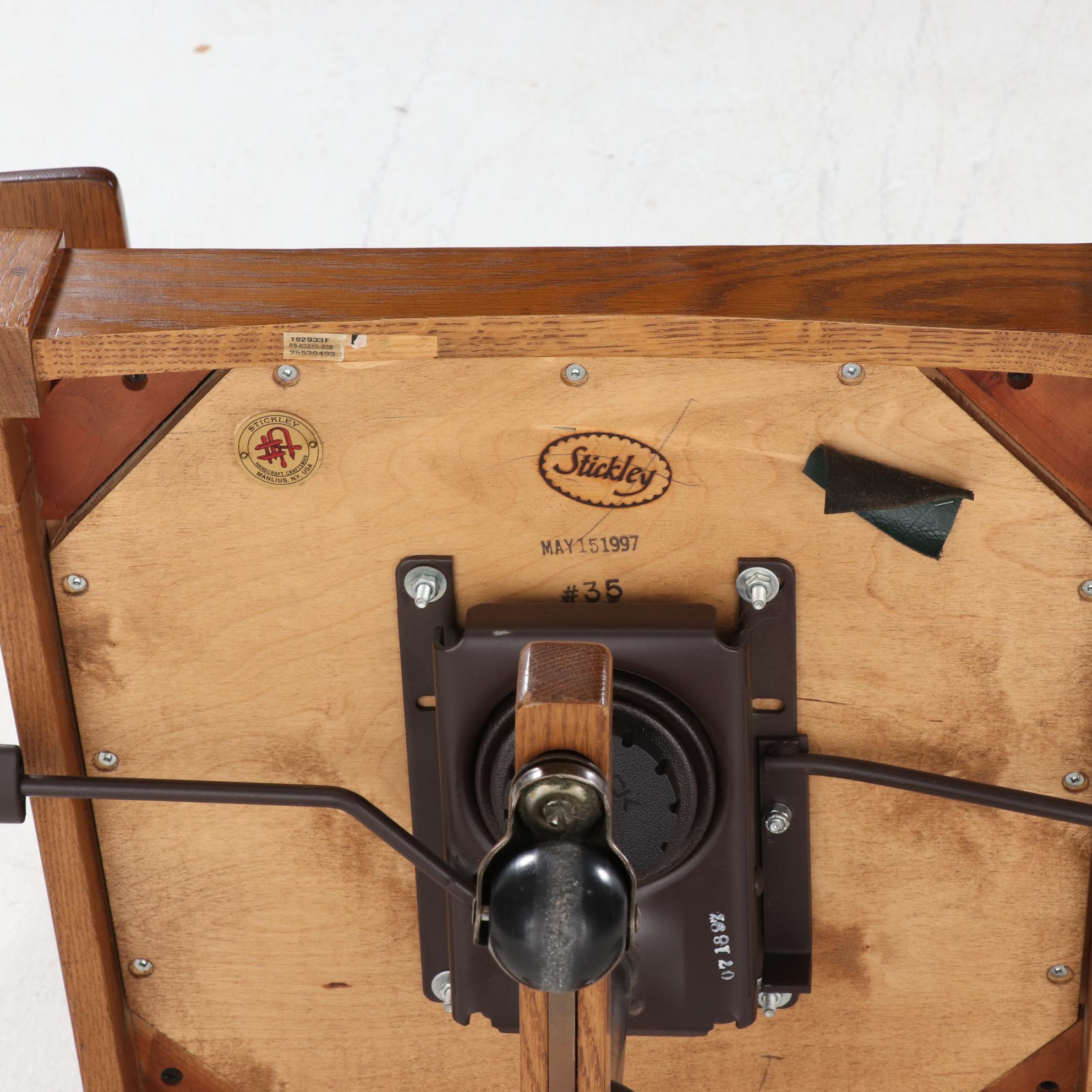 Stickley Craftsman Style Oak Computer Desk and Leather Upholstered Office Chair