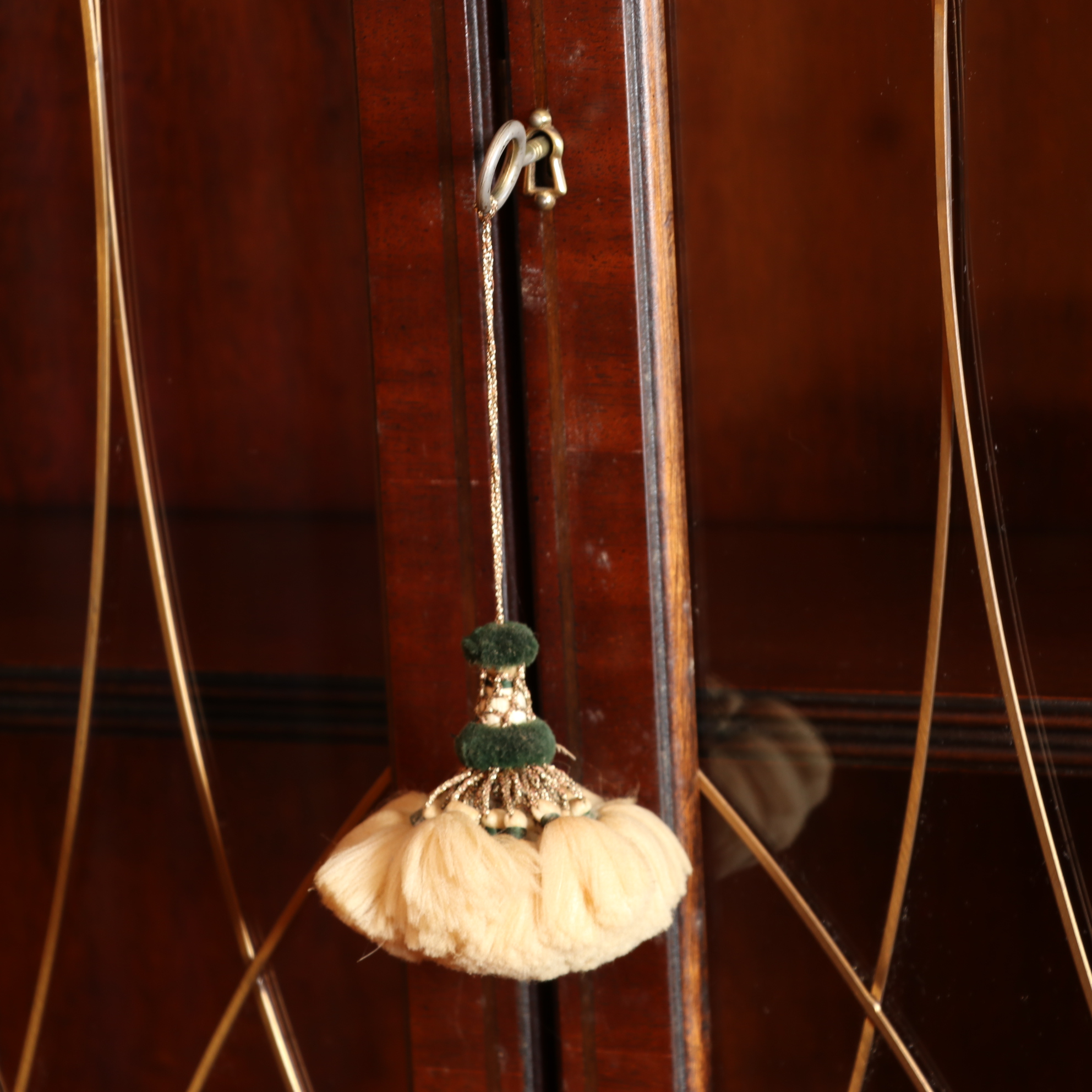 Hepplewhite Style Mahogany Bookcase on Chest, 20th C.
