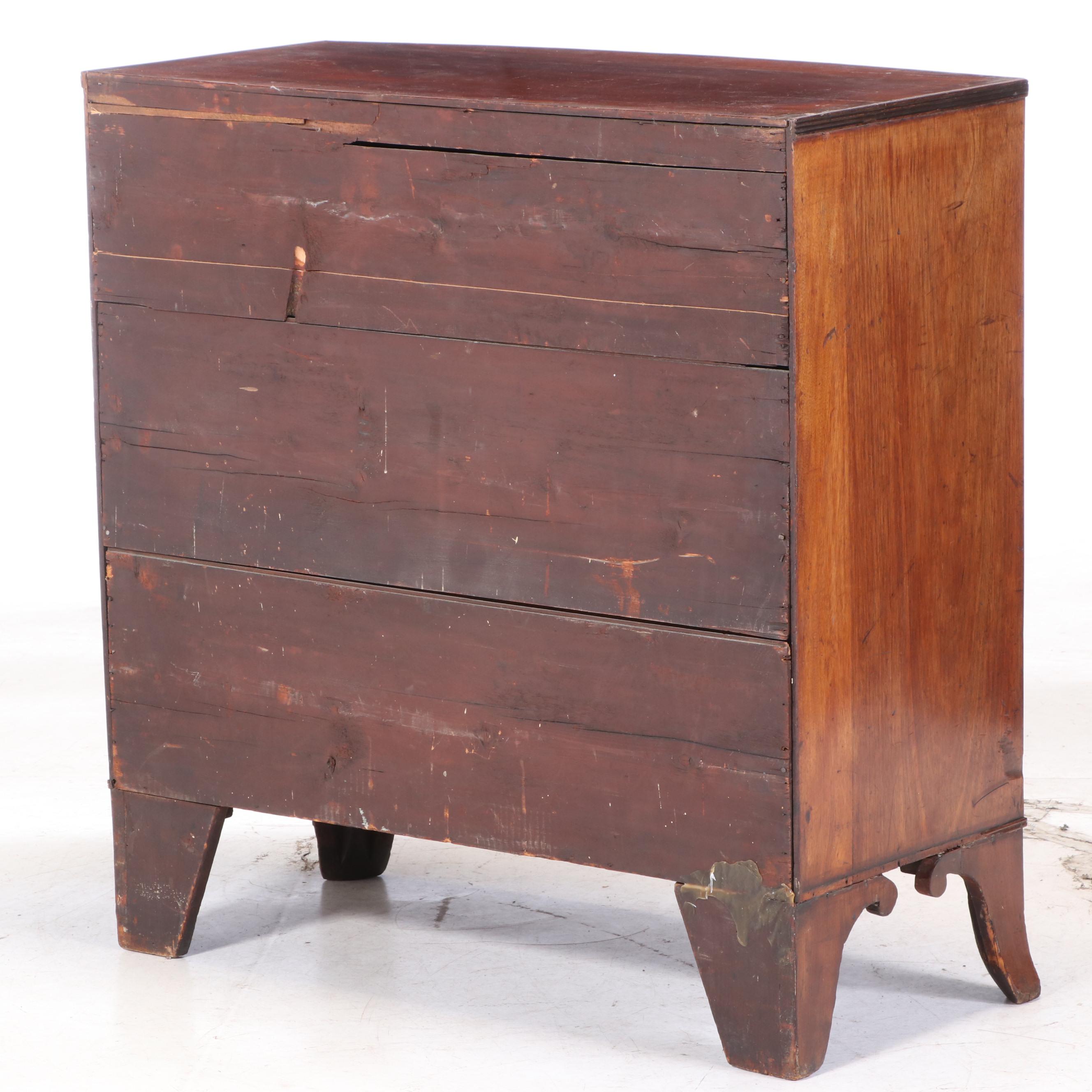 George III Flame Mahogany and Crossbanded Four-Drawer Bowfront Chest, circa 1800