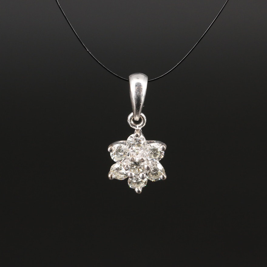 18K Diamond Flower Pendant