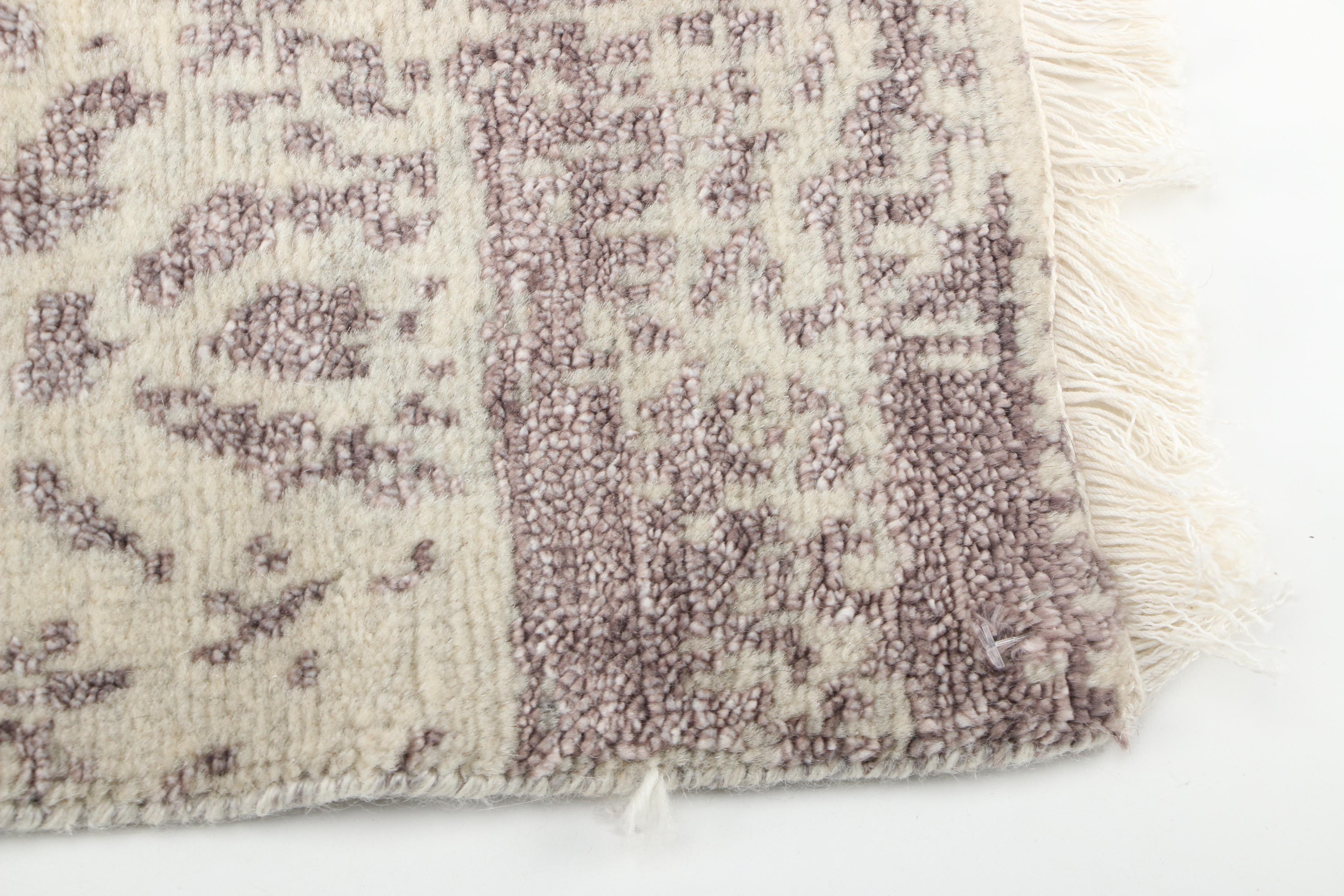 1'0 x 1'6 Indian Modern Style Wool Blend Accent Rug