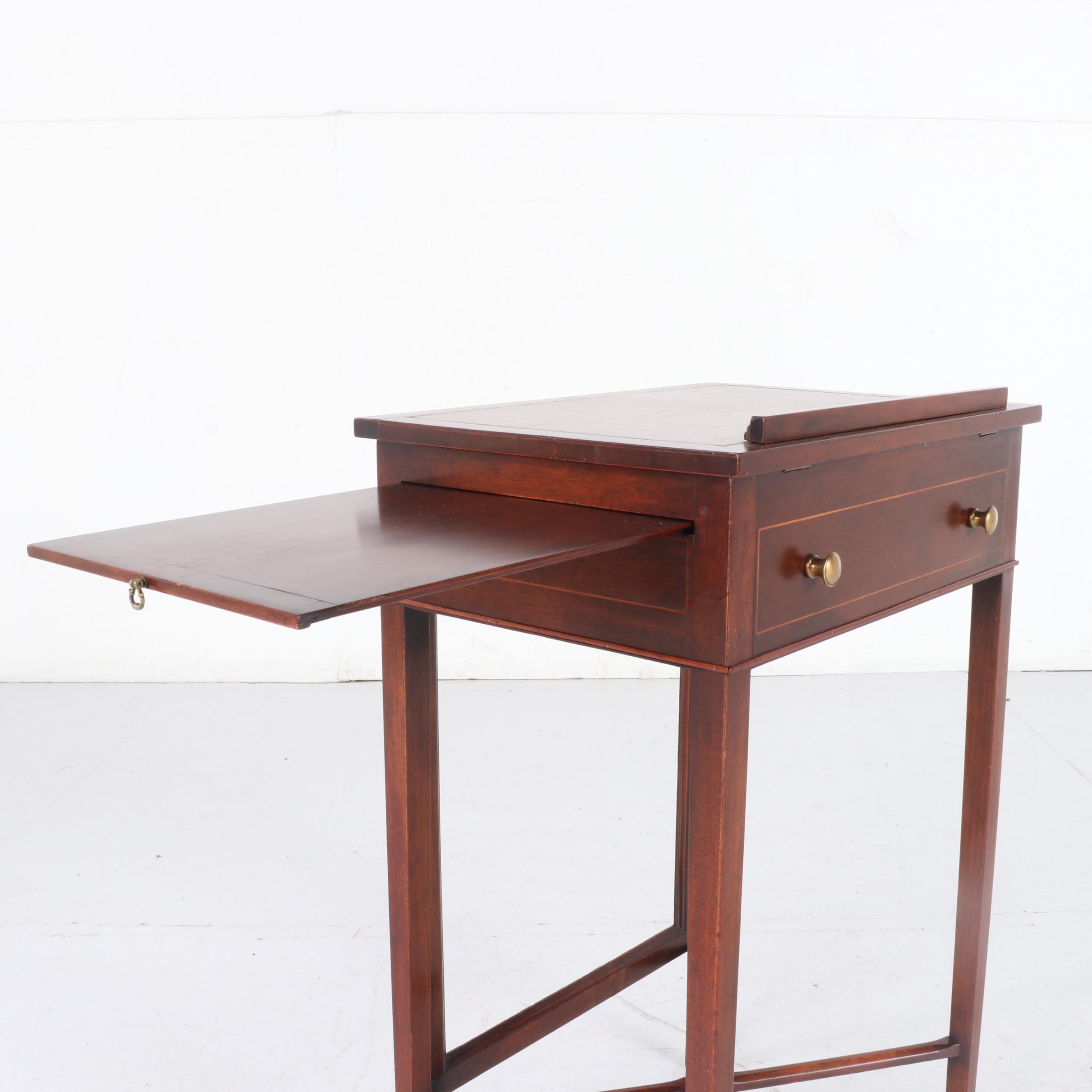 Colonial Mahogany Lecturn Stand with Embossed Leather Top
