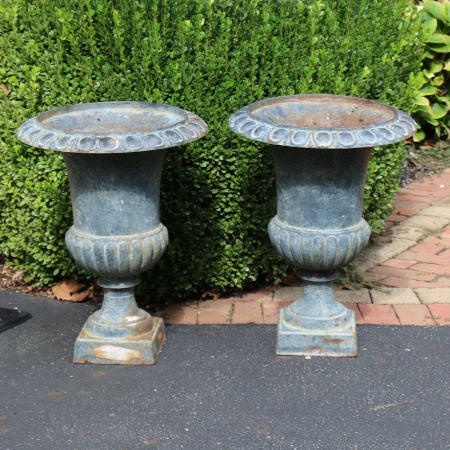 Pair of Neoclassical Style Painted Outdoor Pedestal Planters